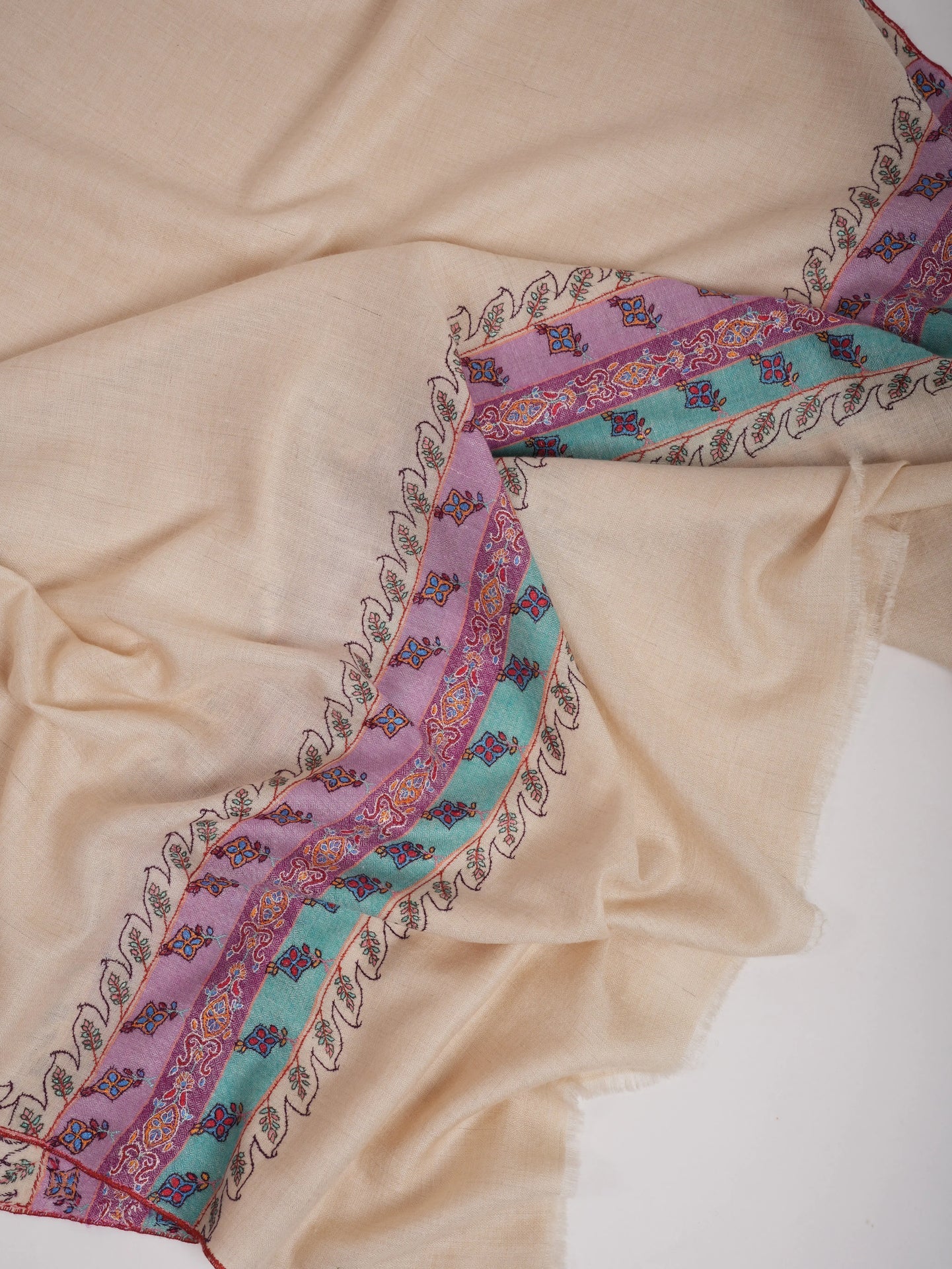 Ivory Pashmina Shawl with Minimalistic Needle work Shahkaar