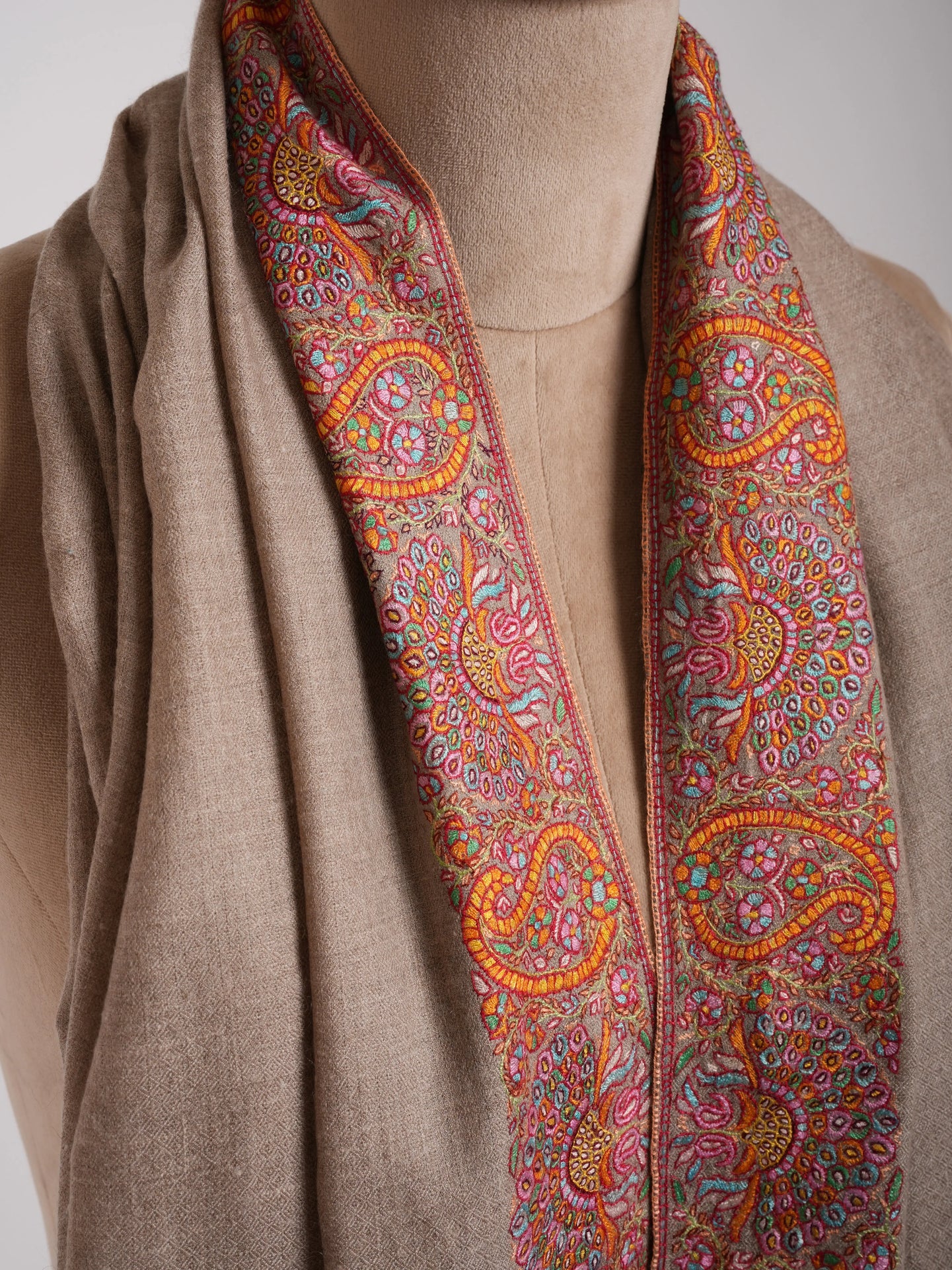 Natural Grey Daur Dar Kashmiri Pashmina Shawl Shahkaar