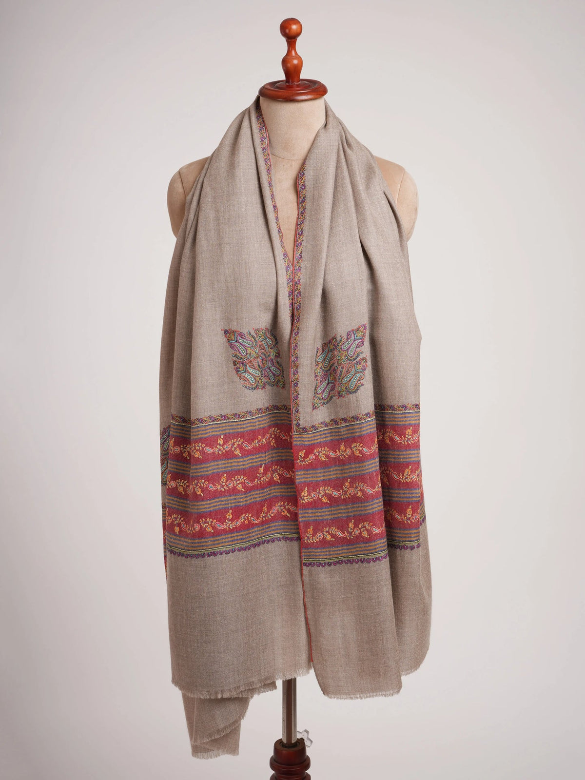 Natural Grey Pashmina Shawl with Contrast Palla Embroidery Shahkaar