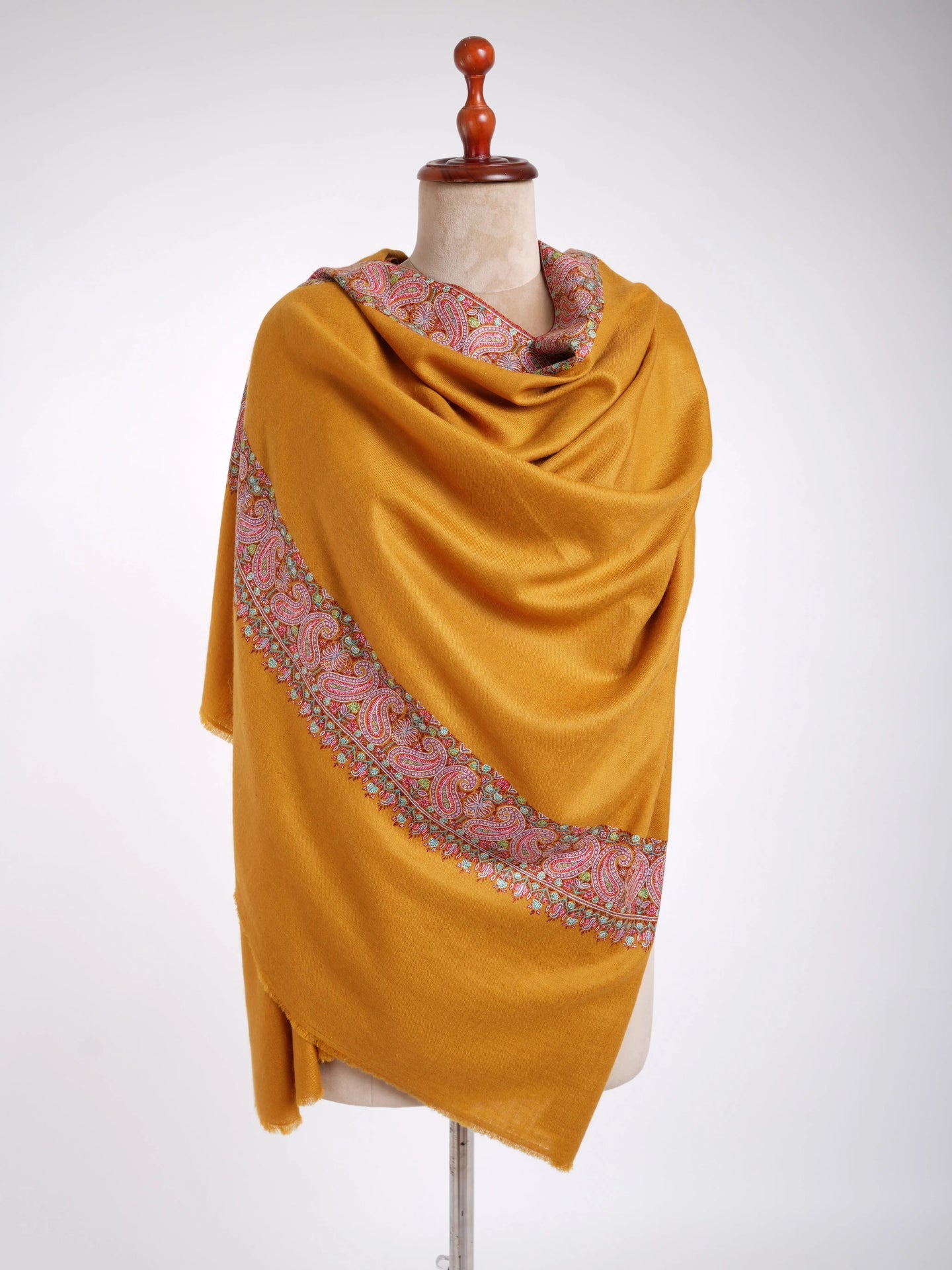 Royal Paisley Sozni Hand Embroidered Pashmina Shawl Shahkaar