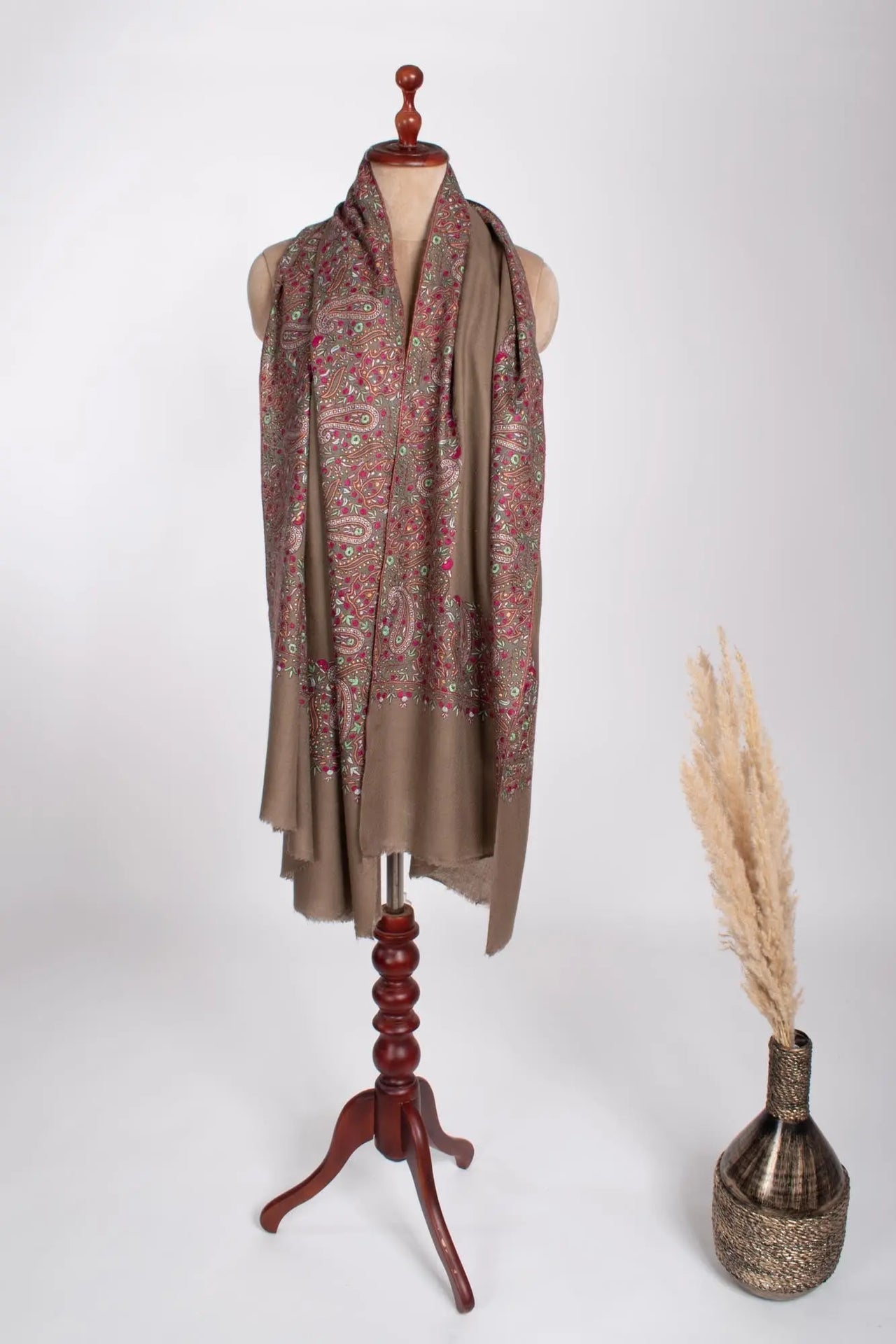 Toosh Color Kalan Daur Pashmina Wrap - LYME Shahkaar