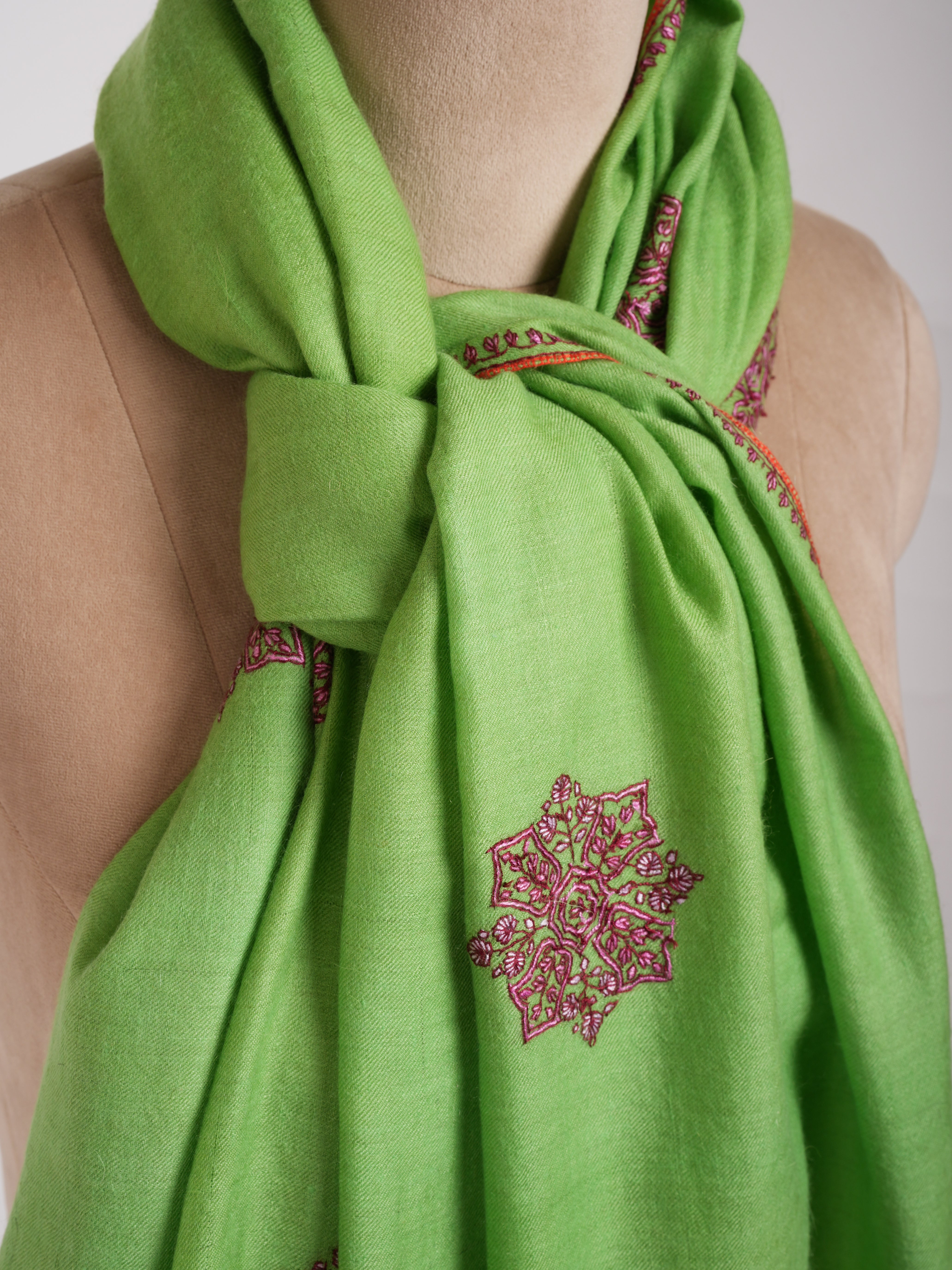 BOOTI Broidered Love Bird Color Pur Pashmina Châle