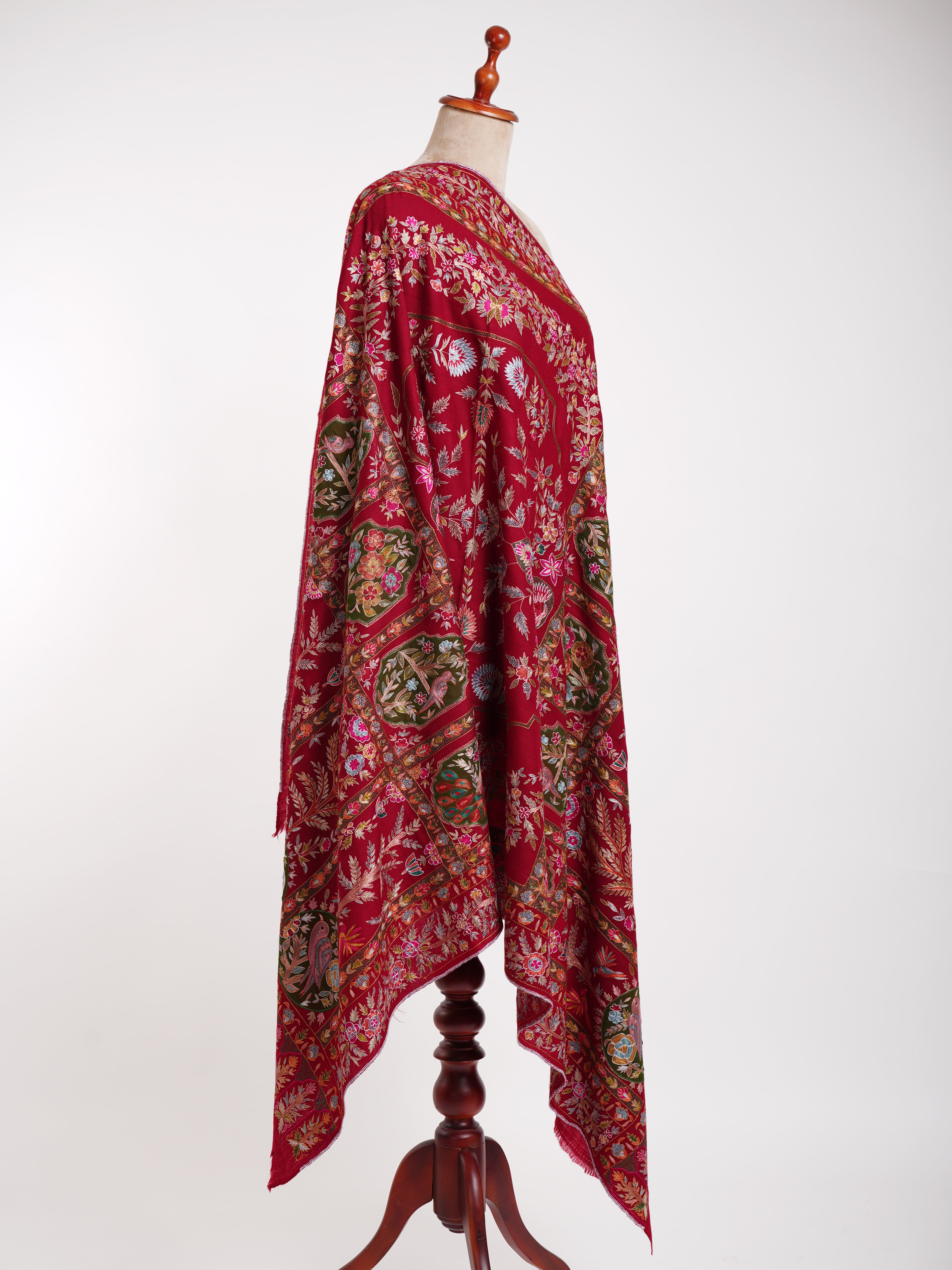 Châle Pashmina Jamavar rouge brodé à la main