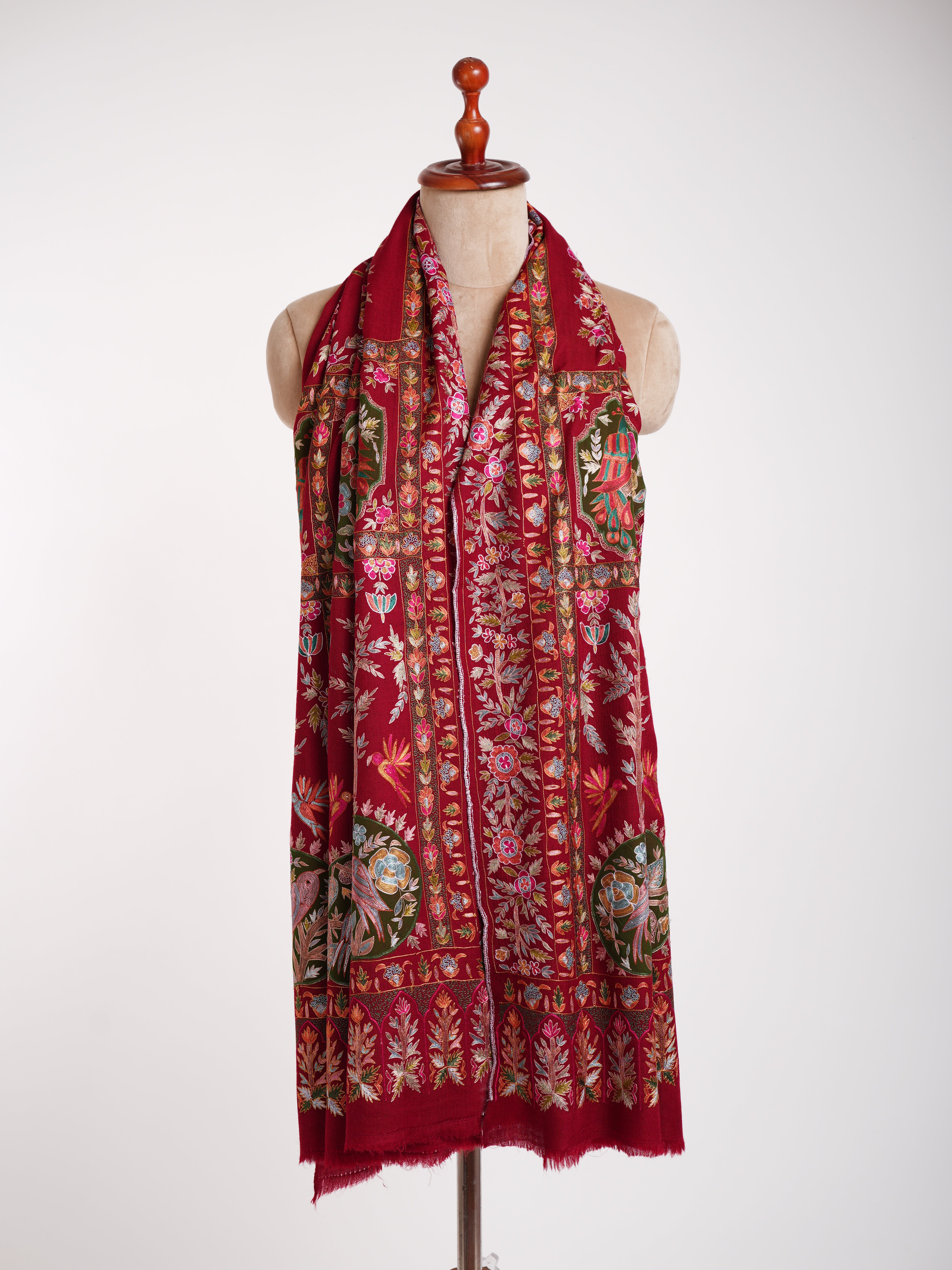 Châle Pashmina Jamavar rouge brodé à la main