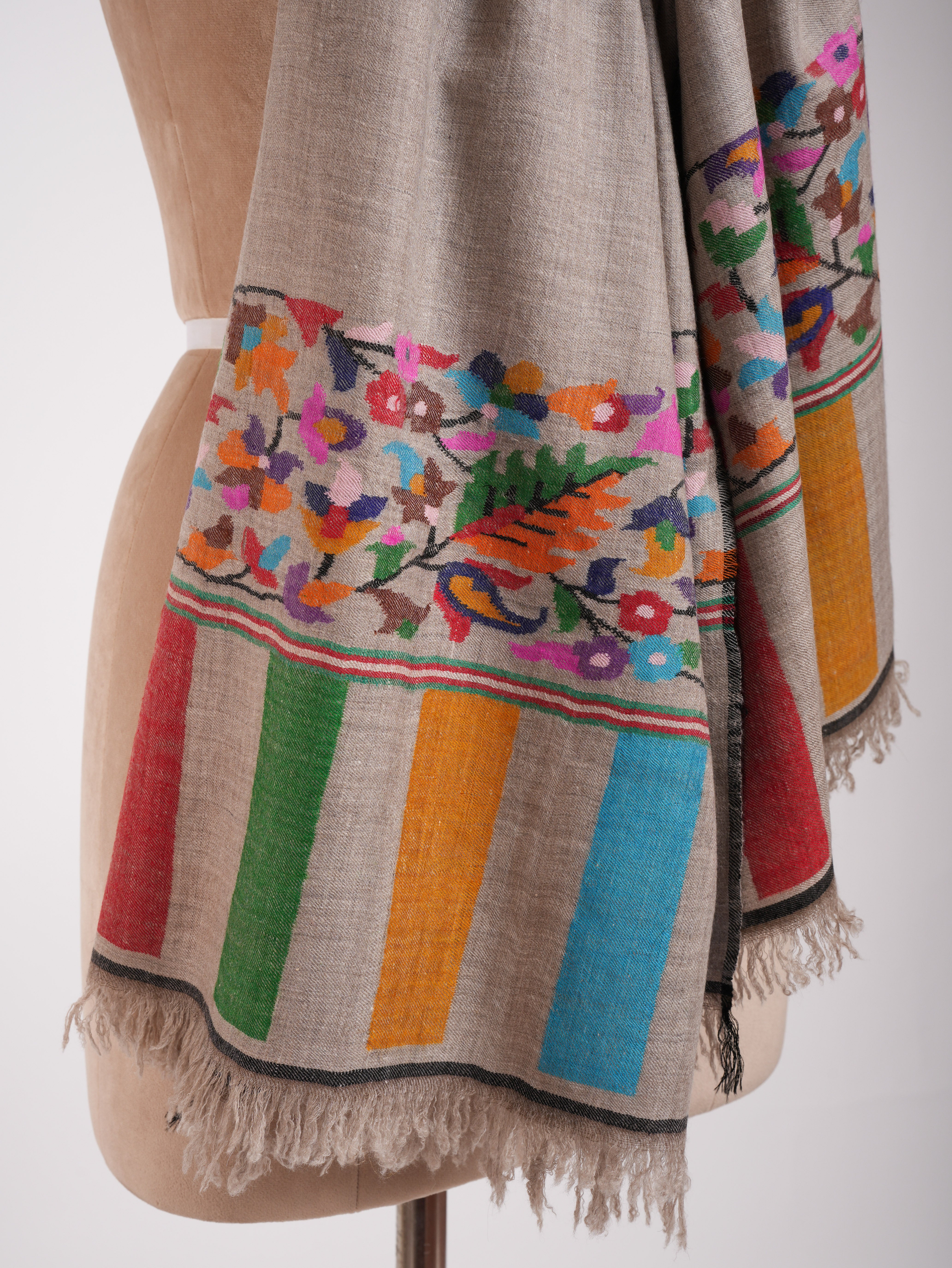 Grey Multicolor Handwoven Kani Pashmina Shawl