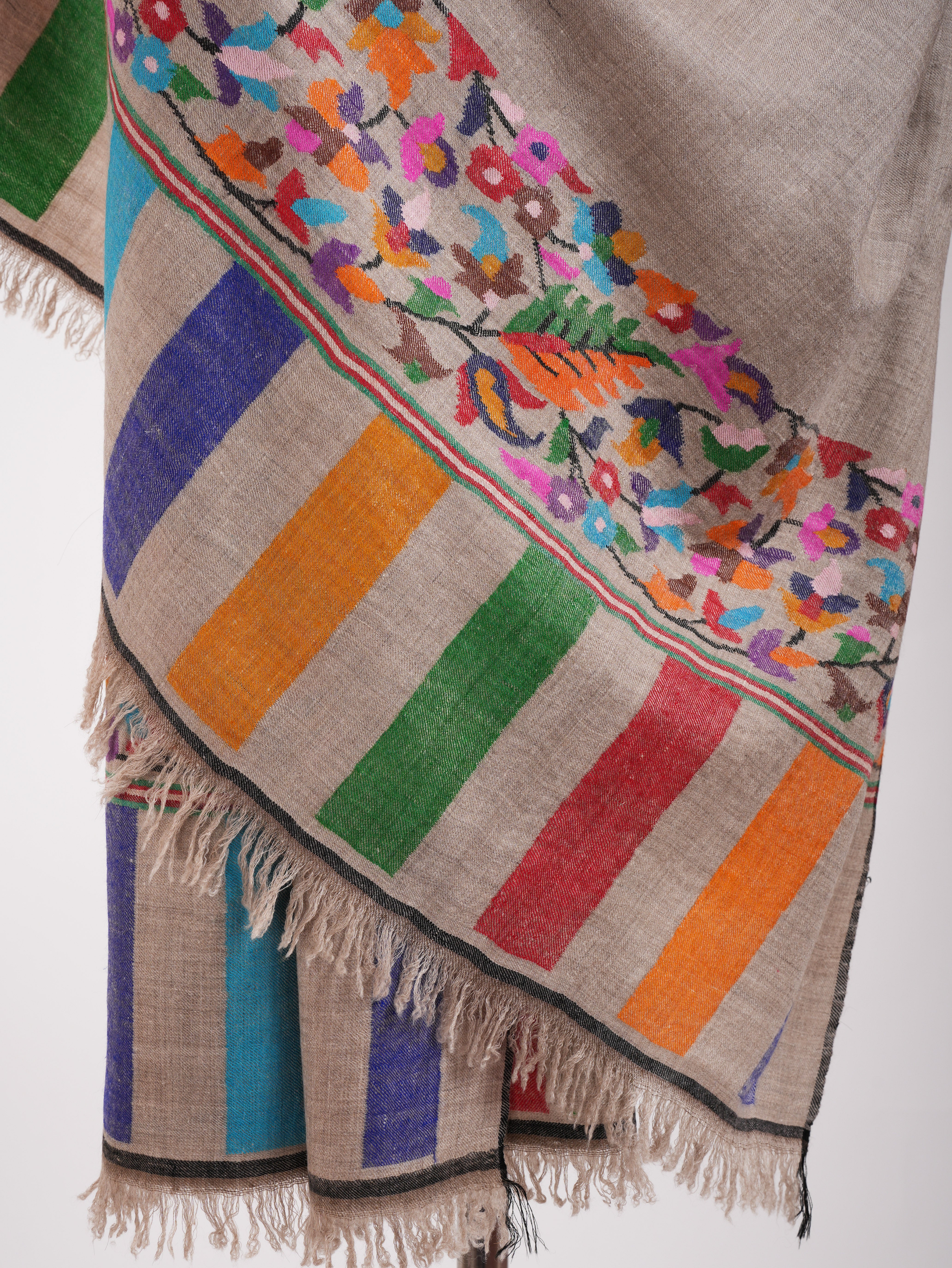 Grey Multicolor Handwoven Kani Pashmina Shawl