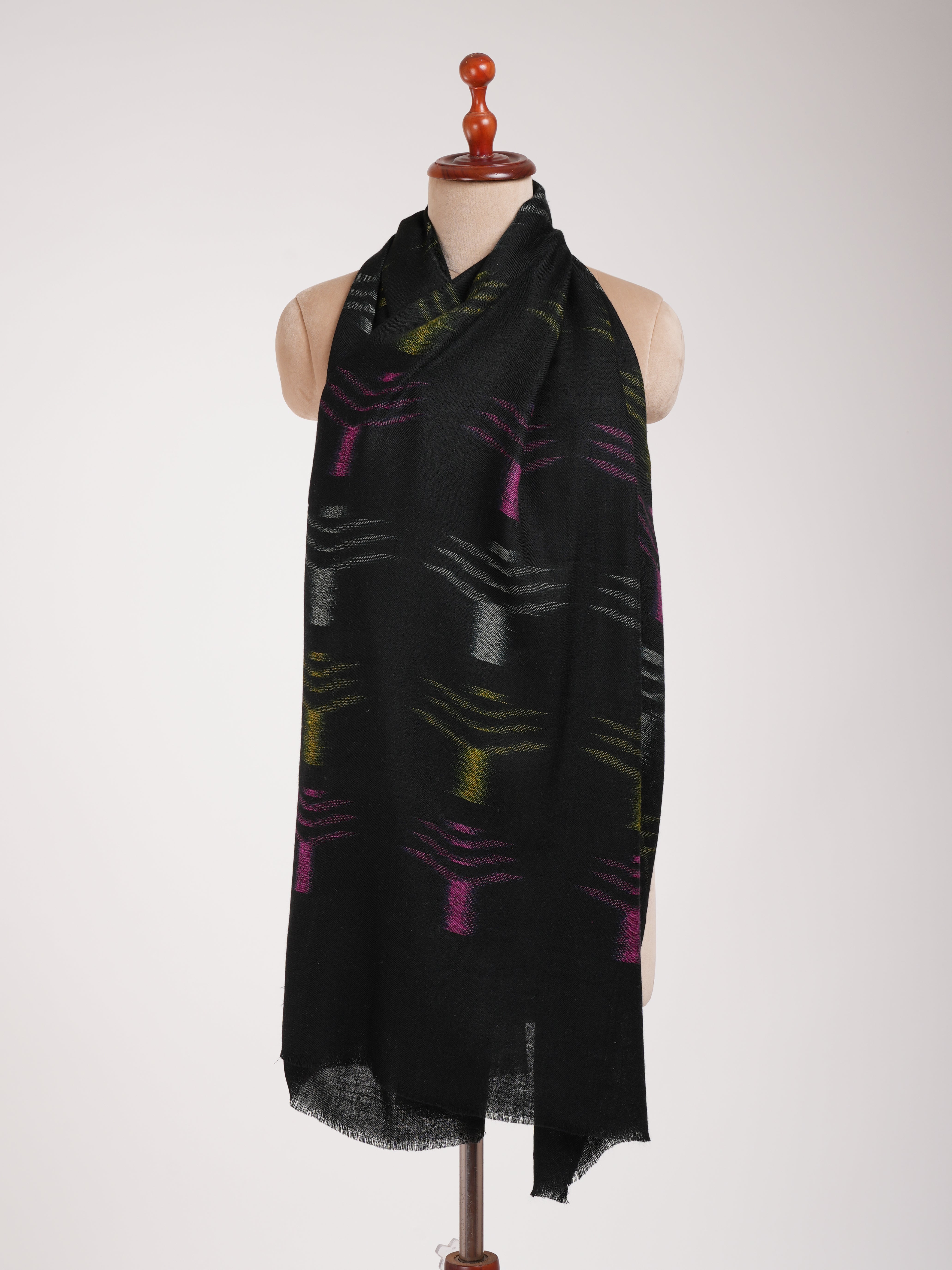 Space Dye Ikat Handloomed Black Cashmere Scarf