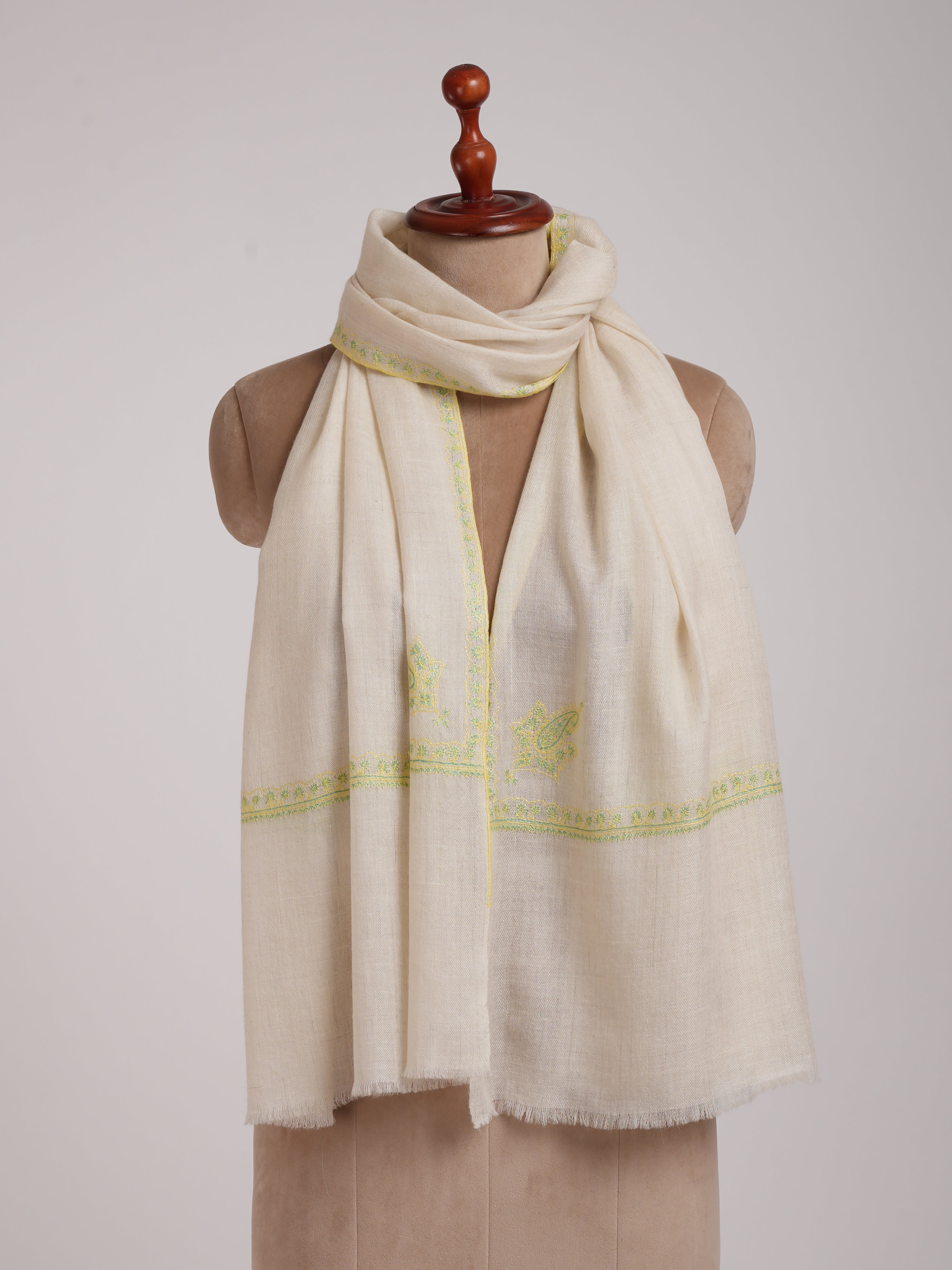 Ivory Handstitched Baildar Cashmere Pashmina Wrap