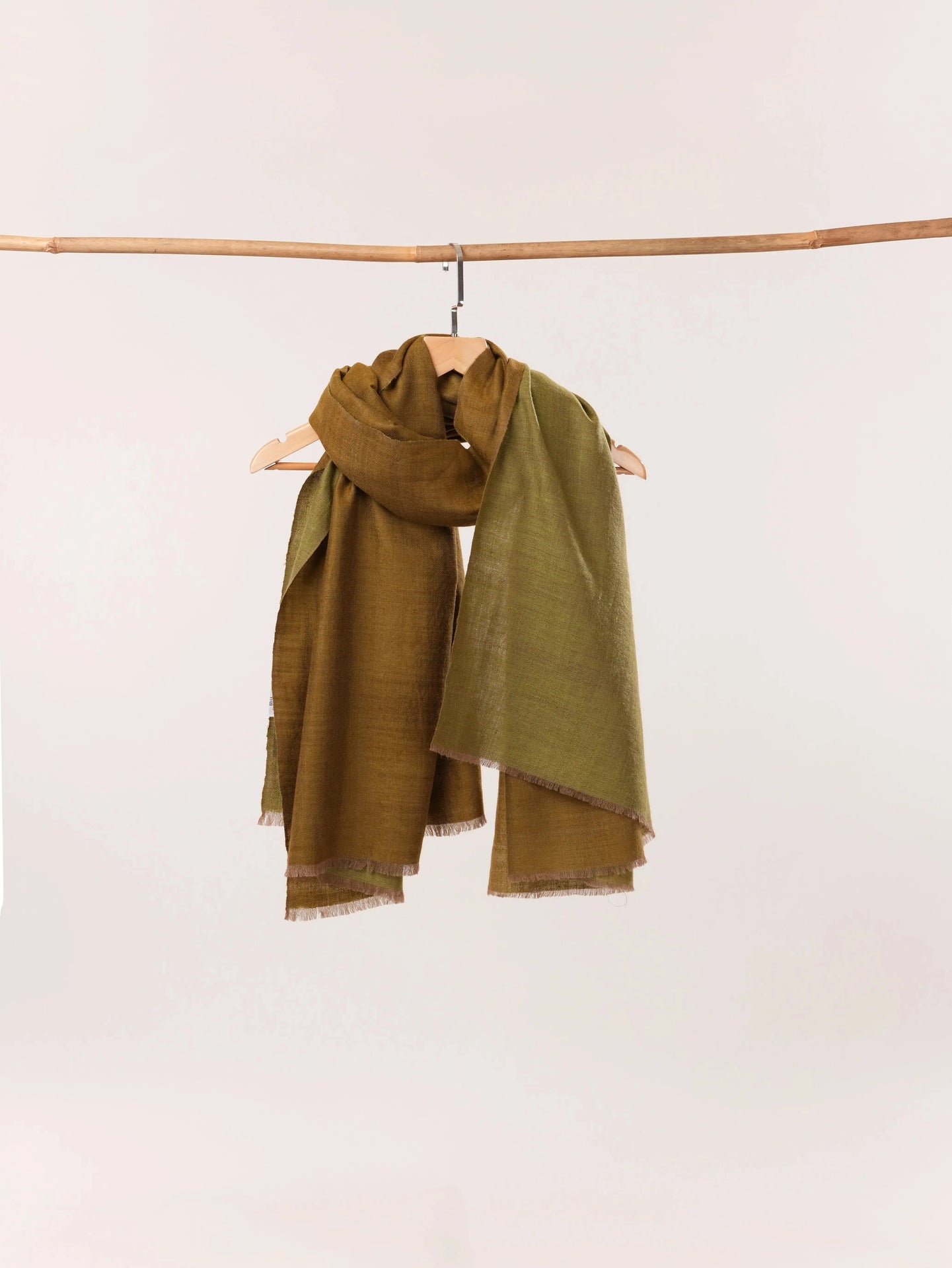 Kashmiri Handspun Pashmina Dual Shade Shawl Handwoven Shahkaar.com