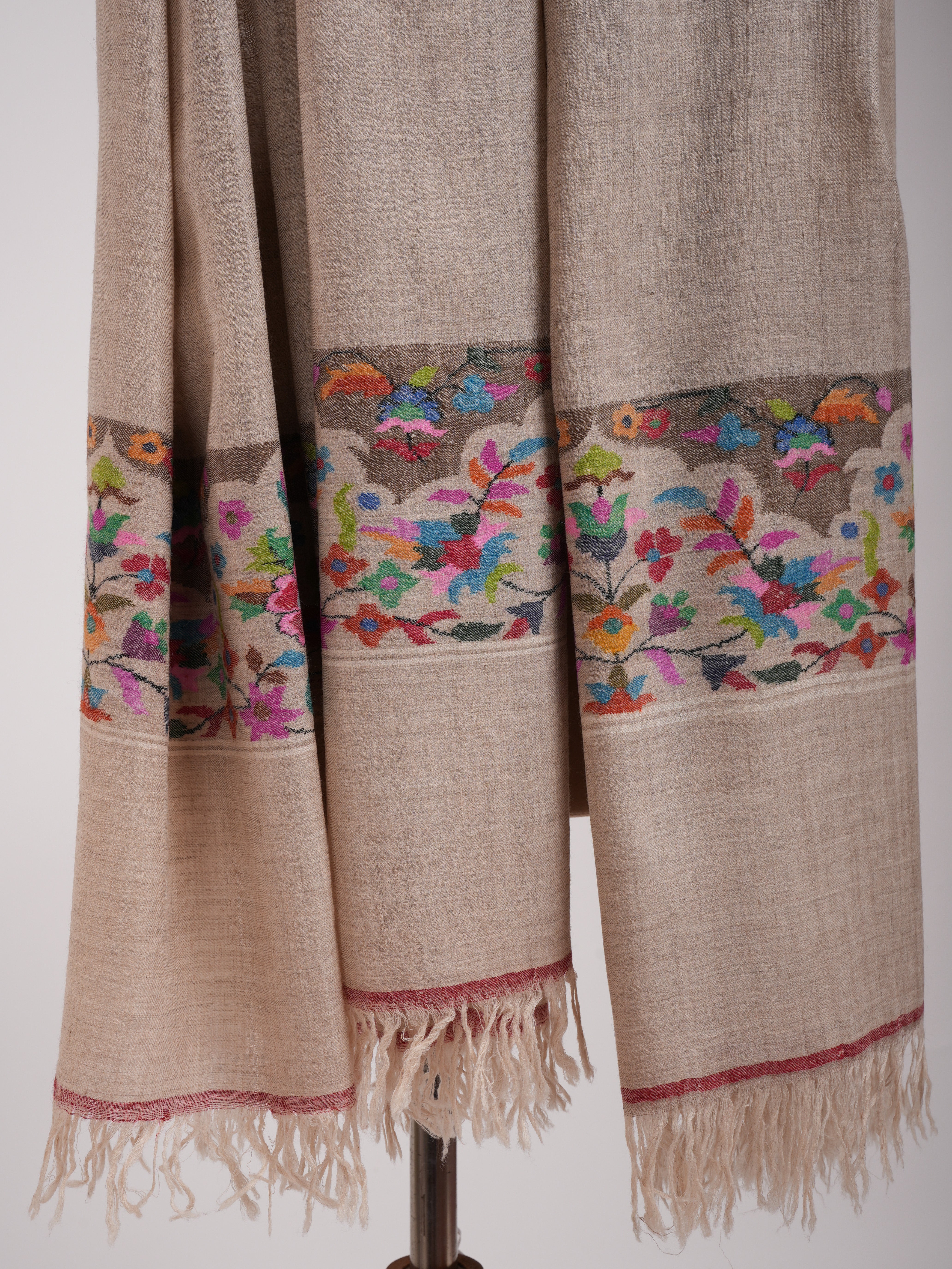 Natural Grey Palla Kani Kashmiri Pashmina Shawls