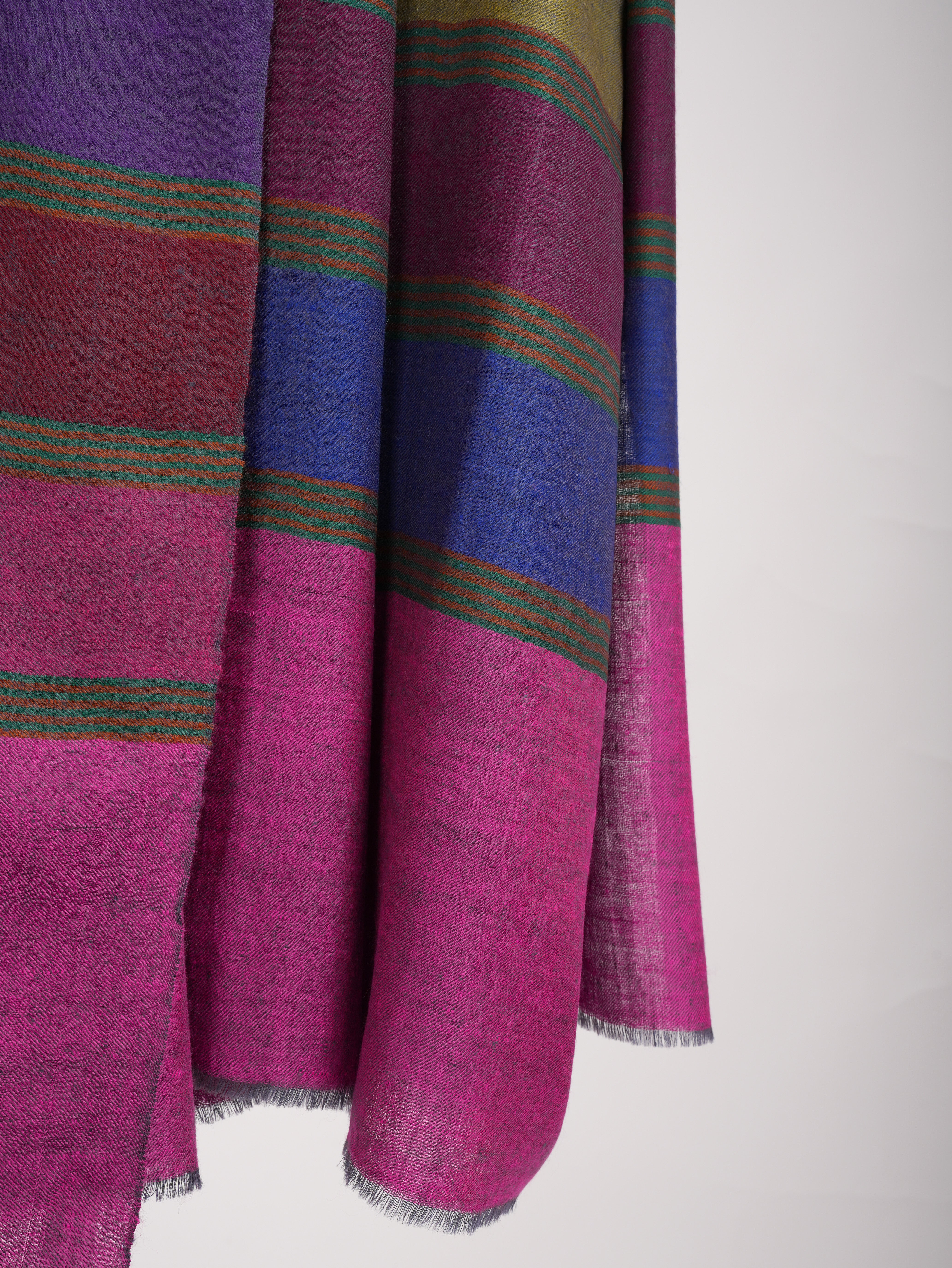 Magenta Dachi Handwoven Indian Pashmina Shawl