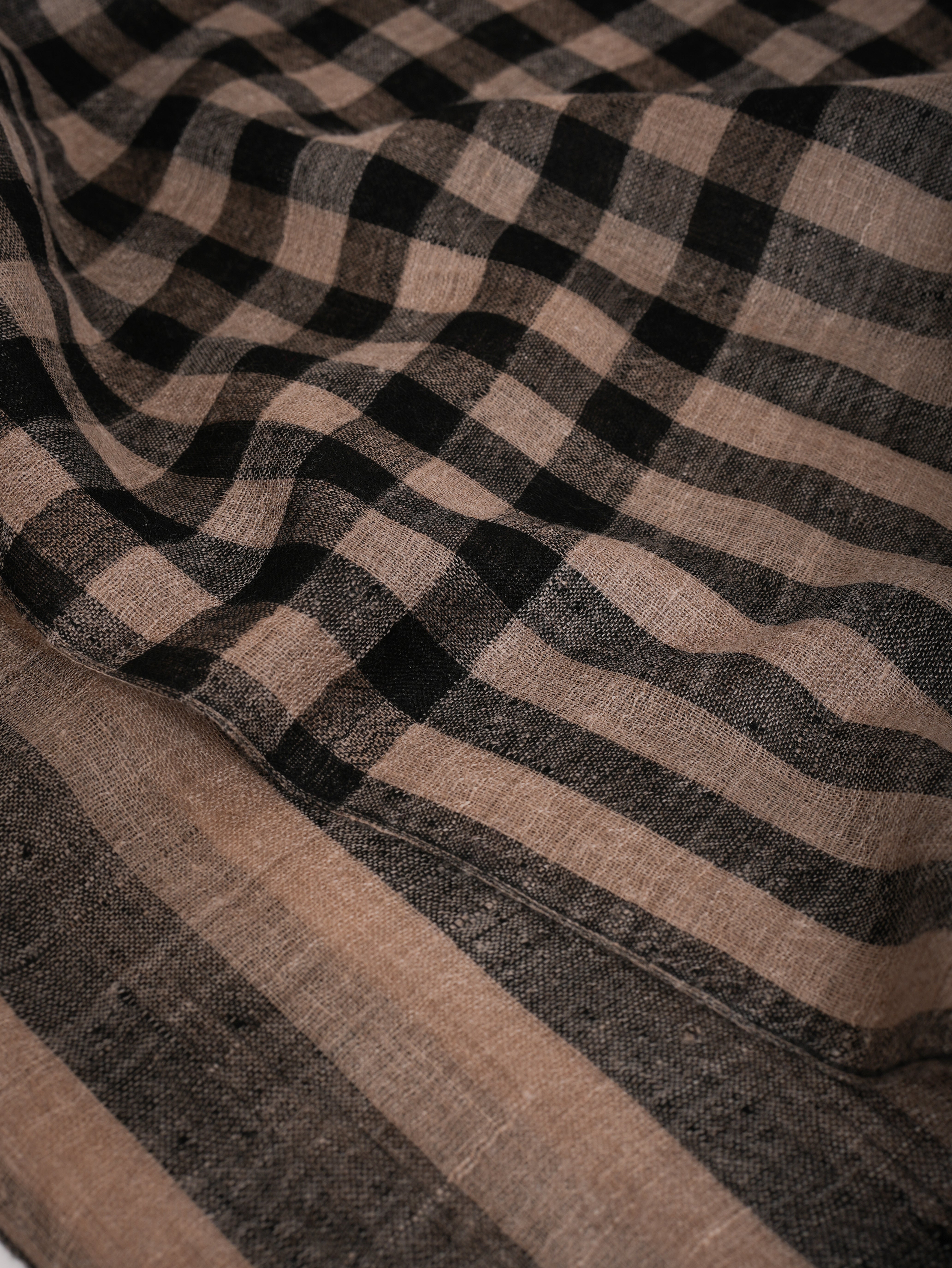 Black and Beige Dorukha Handwoven Pashmina Shawl