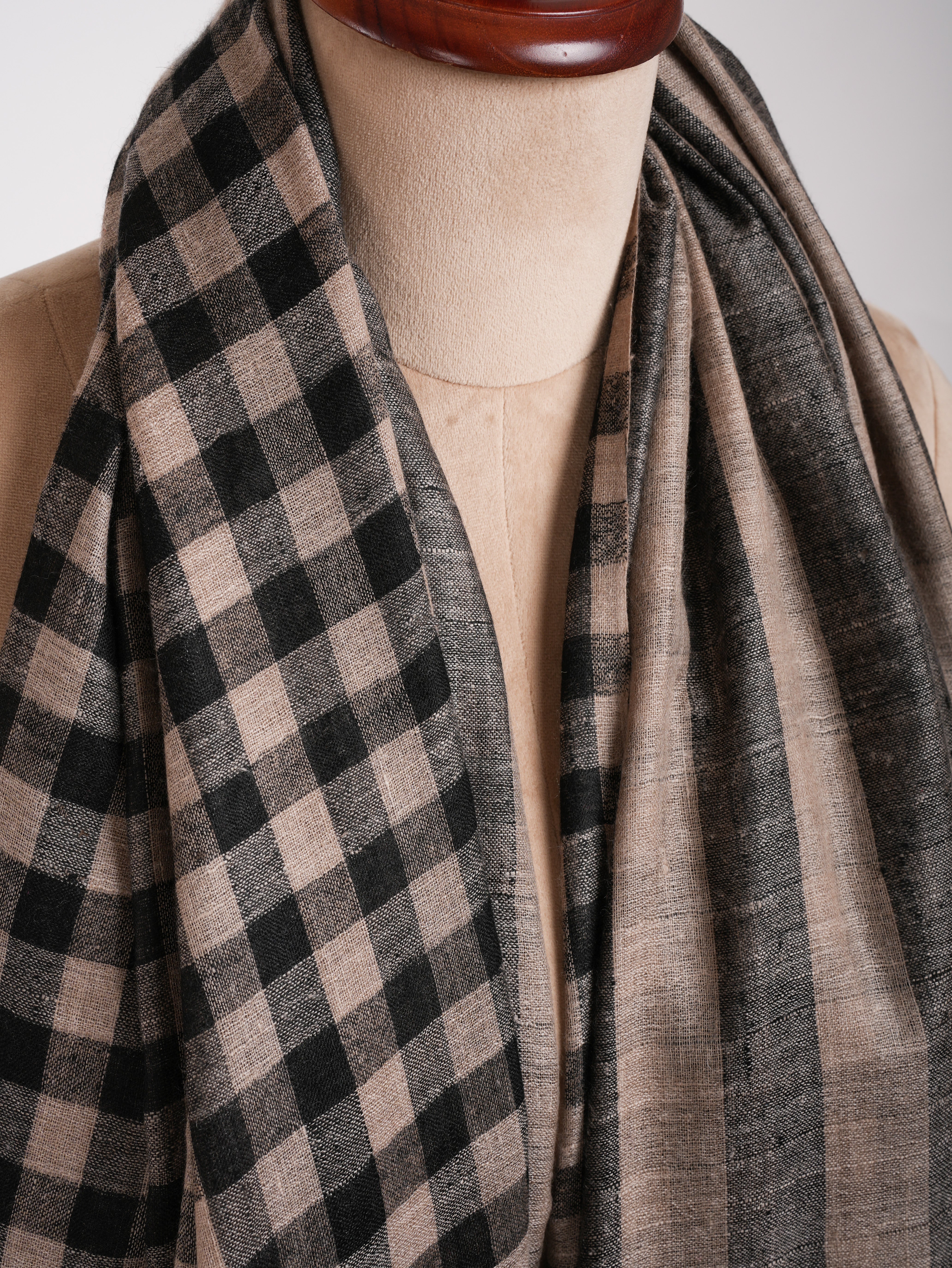 Black and Beige Dorukha Handwoven Pashmina Shawl