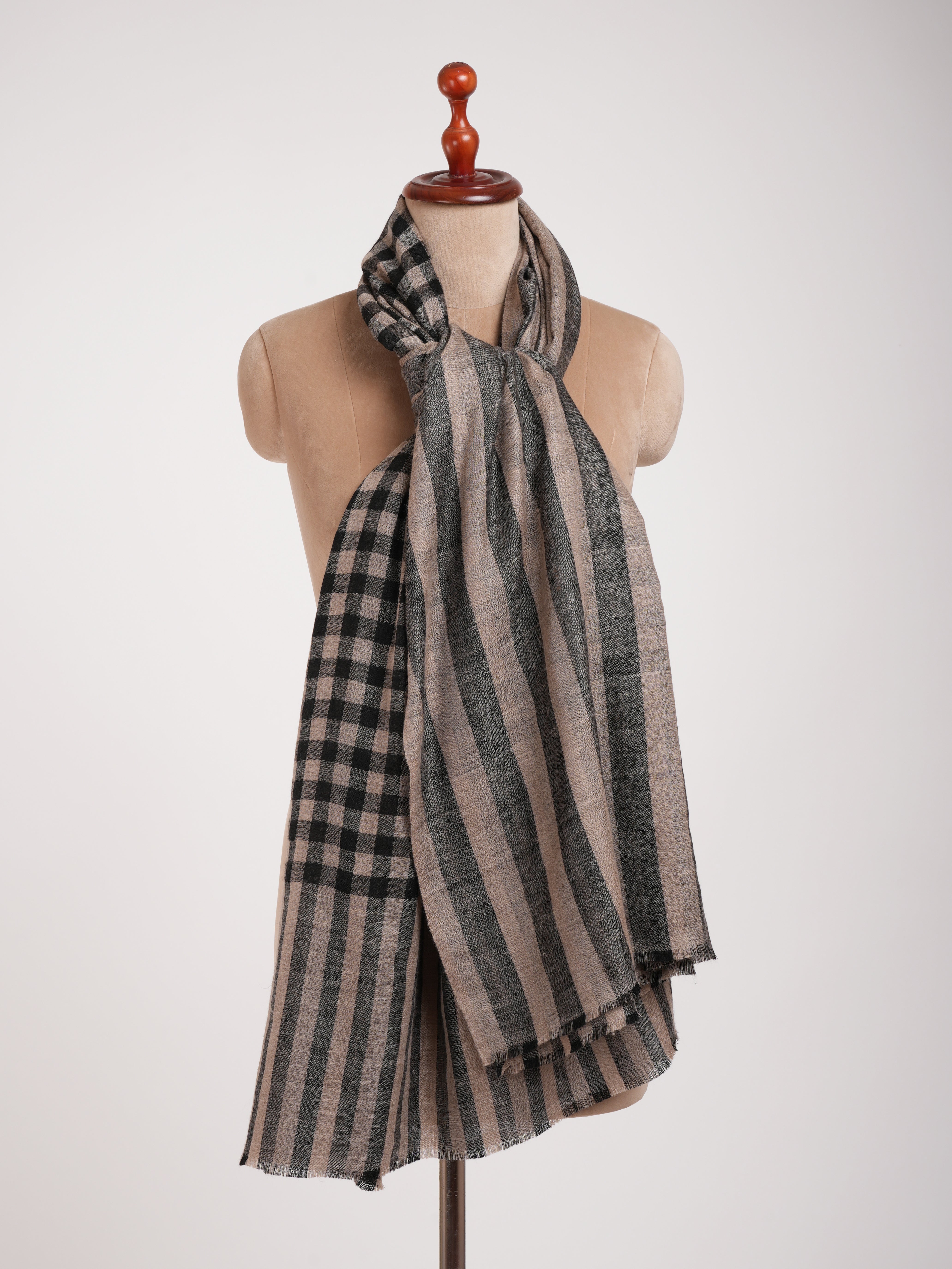 Black and Beige Dorukha Handwoven Pashmina Shawl