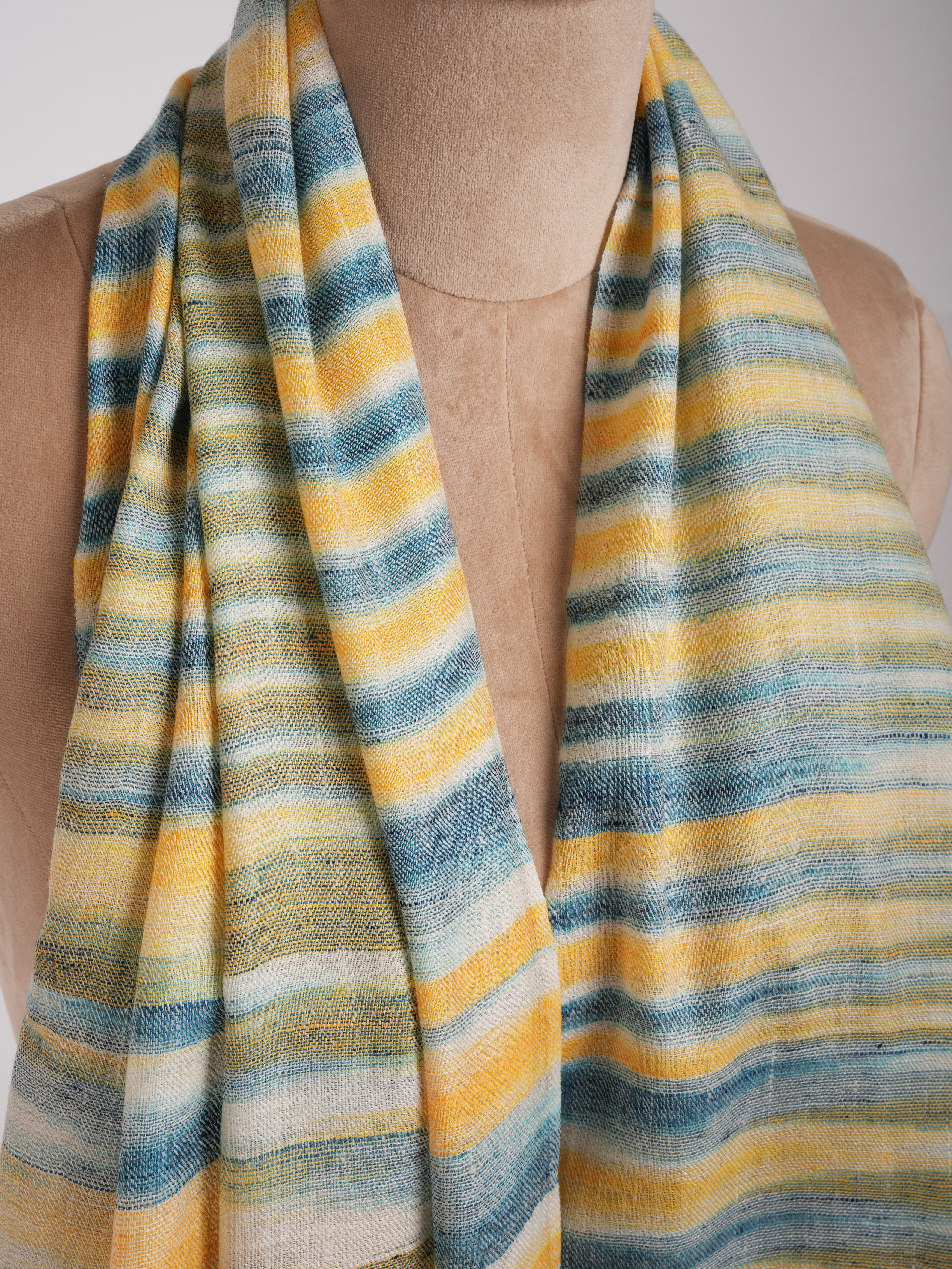 Handwoven Soft Pure Cashmere Scarf