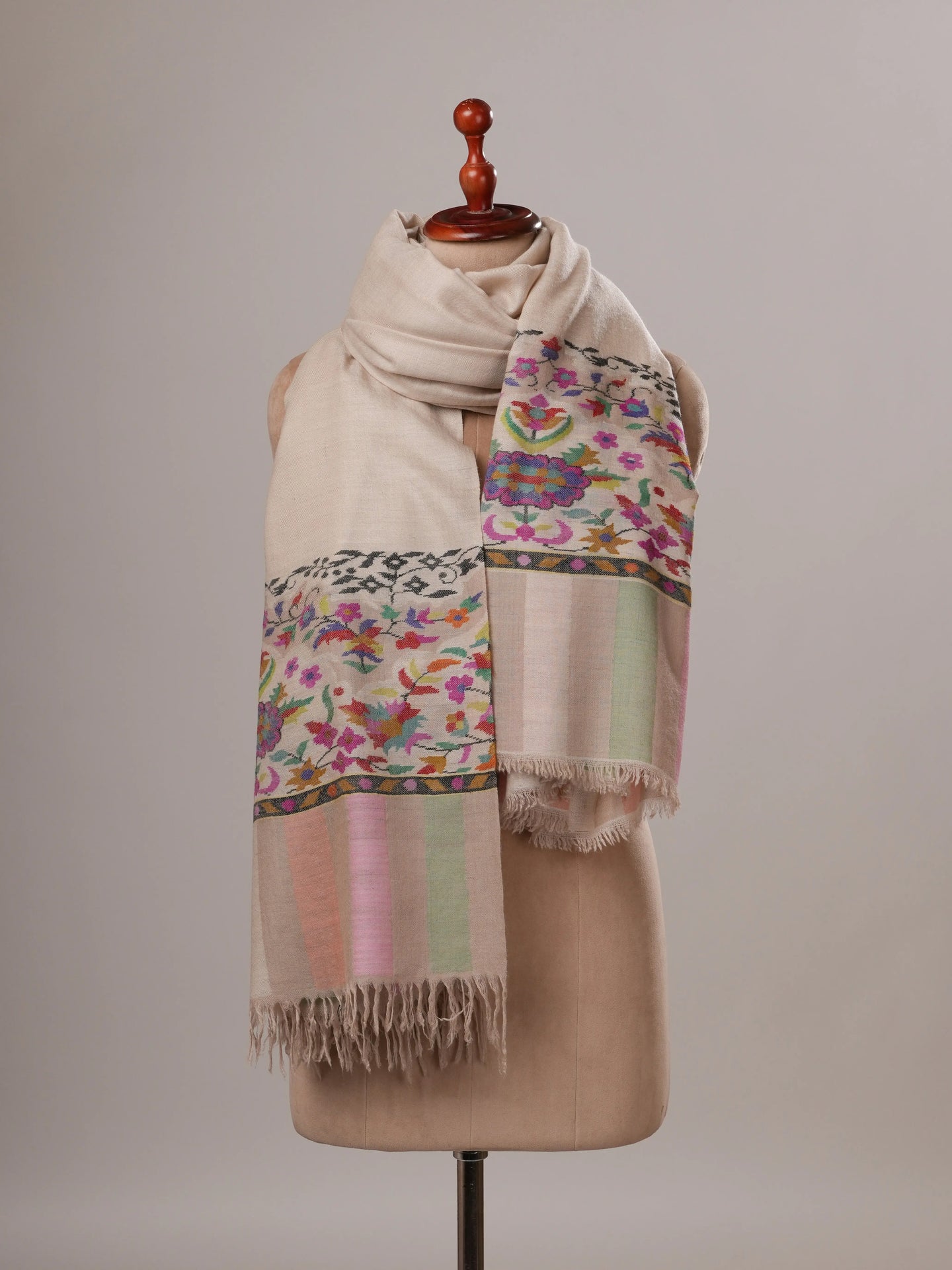 Floral Kani Palla Handwoven Oversized Pure Pashmina Shawl Shahkaar Global