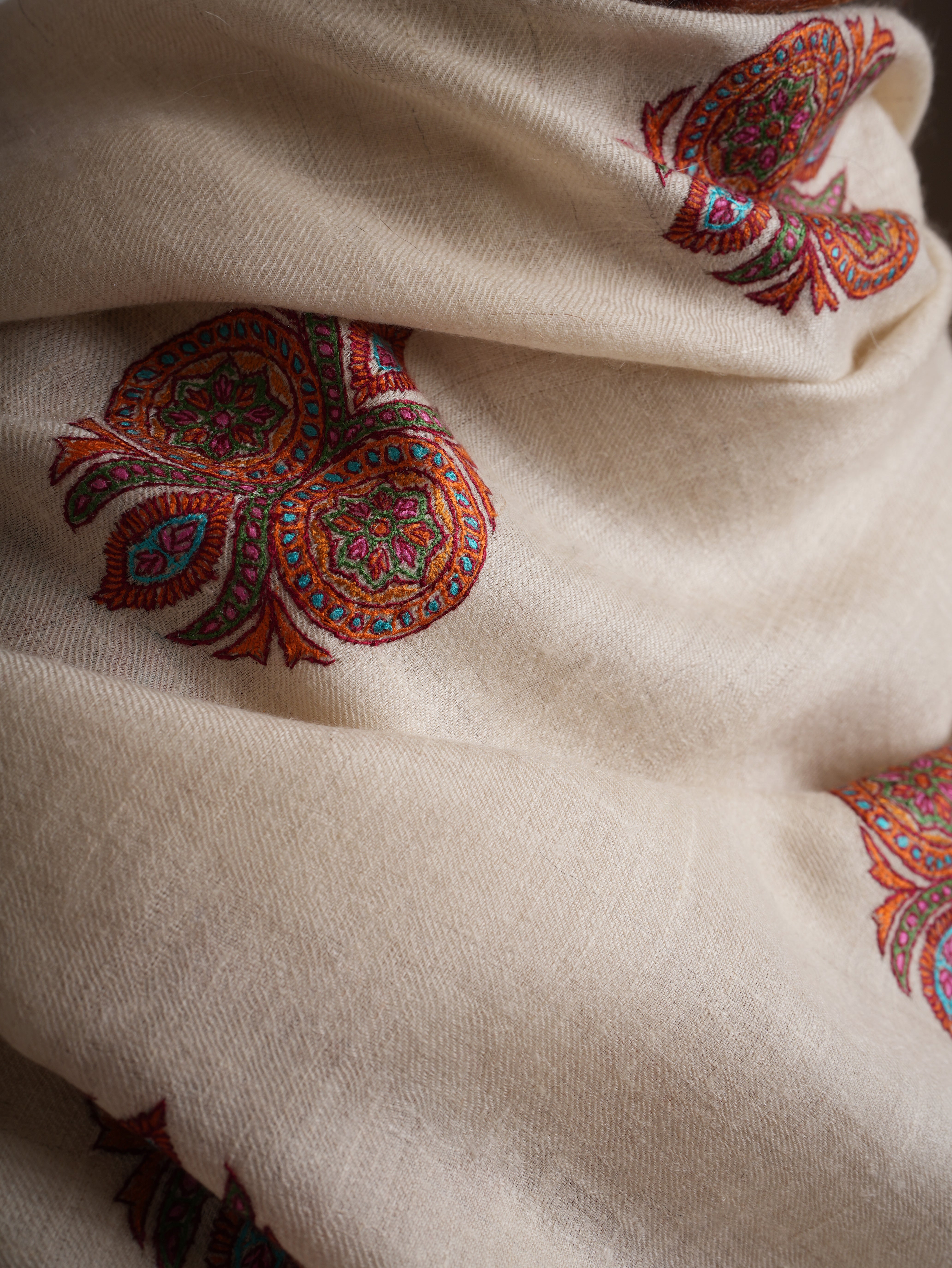 Ivory Pashmina Shawl with Booti Sozni Embroidery