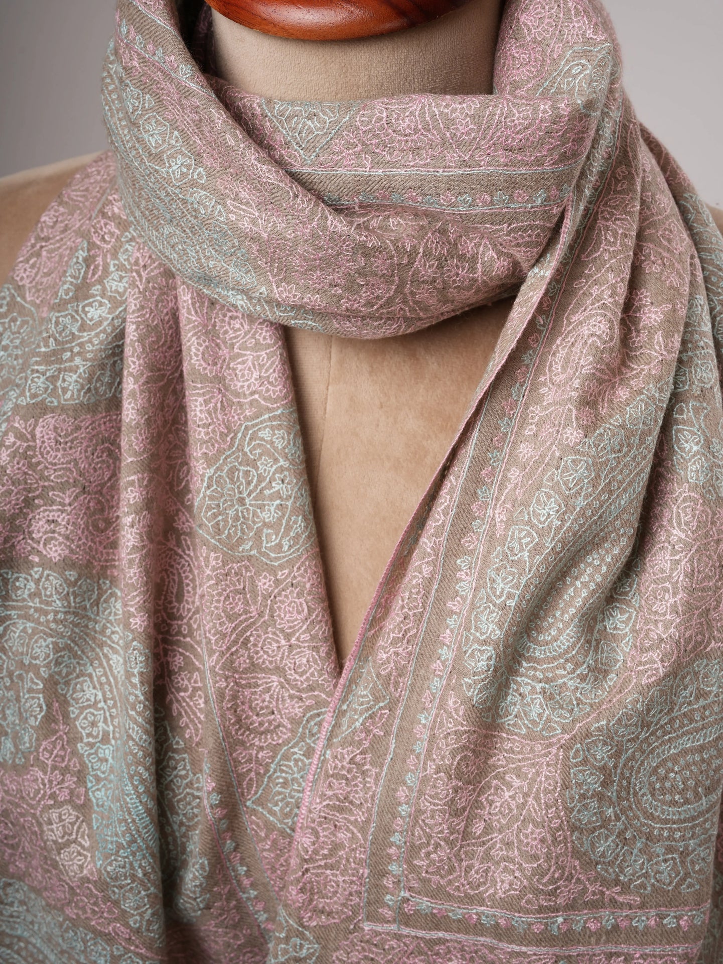 Natural Grey Baby Soft Cashmere Jamavar Scarf – Elegant Handwoven Luxury Shahkaar