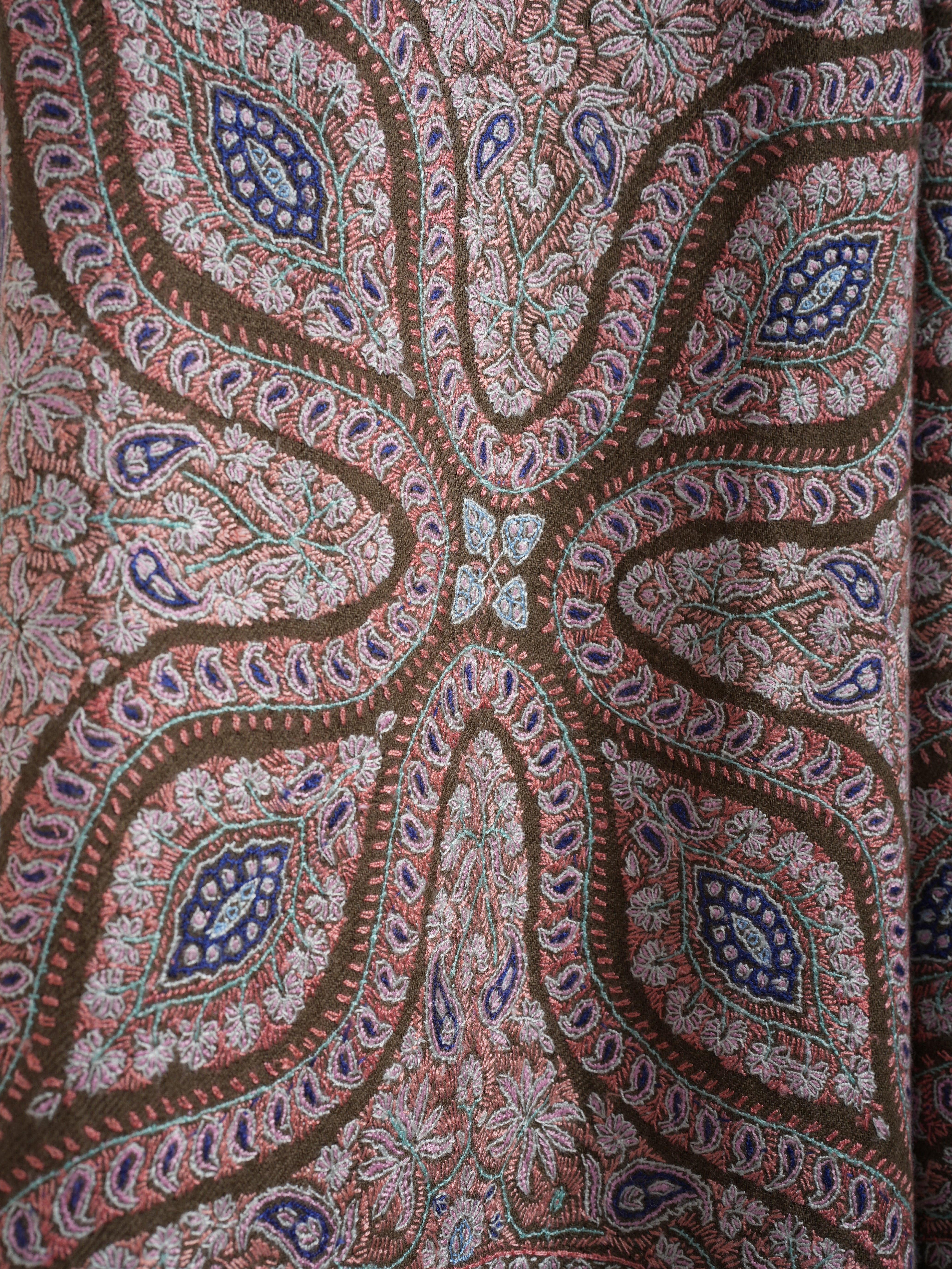 Toosh Color Fine Sozni Kashmiri Jamavar Shawl