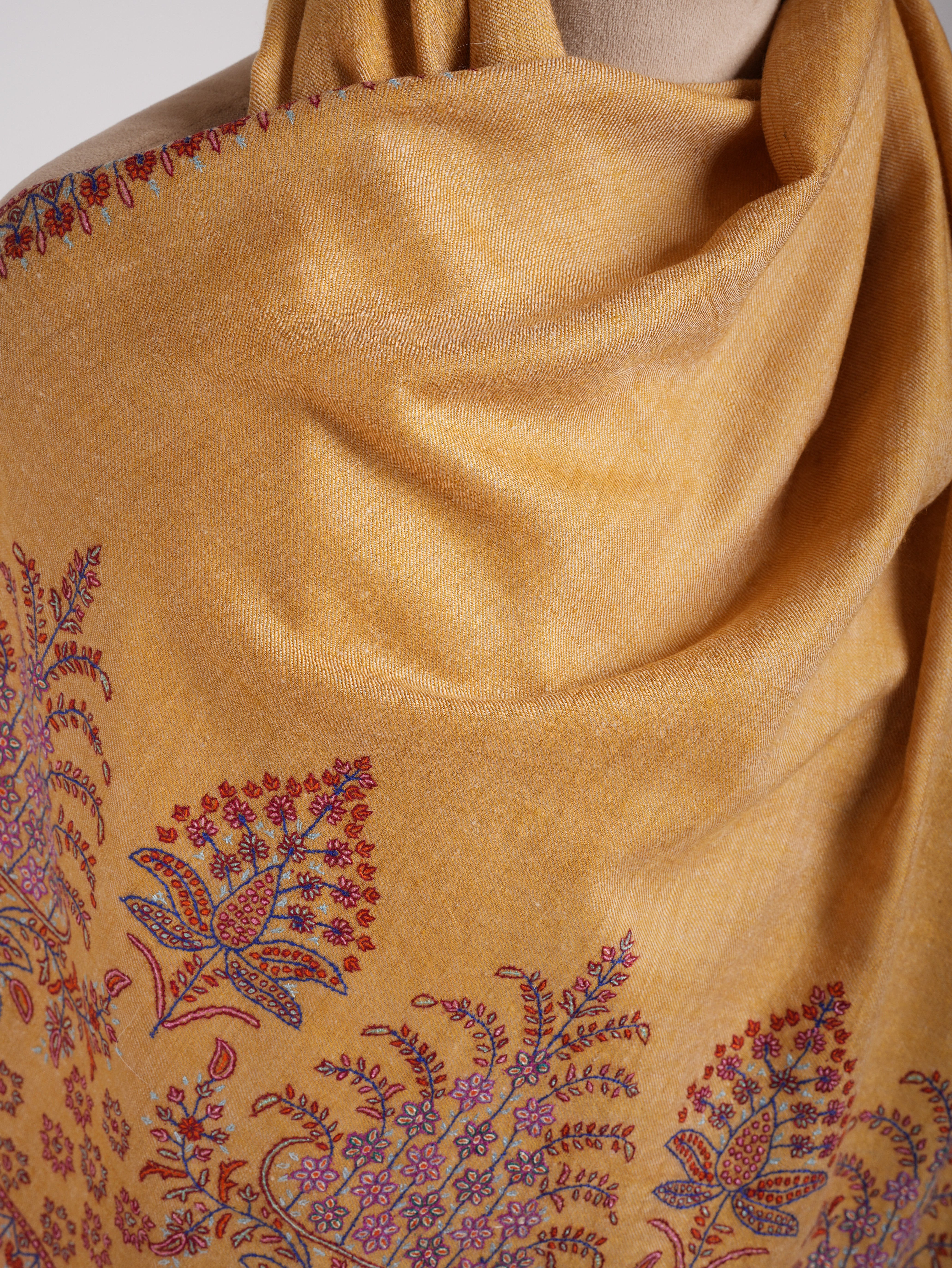 Sozni Embroidered Original Kashmiri Pashmina Shawl