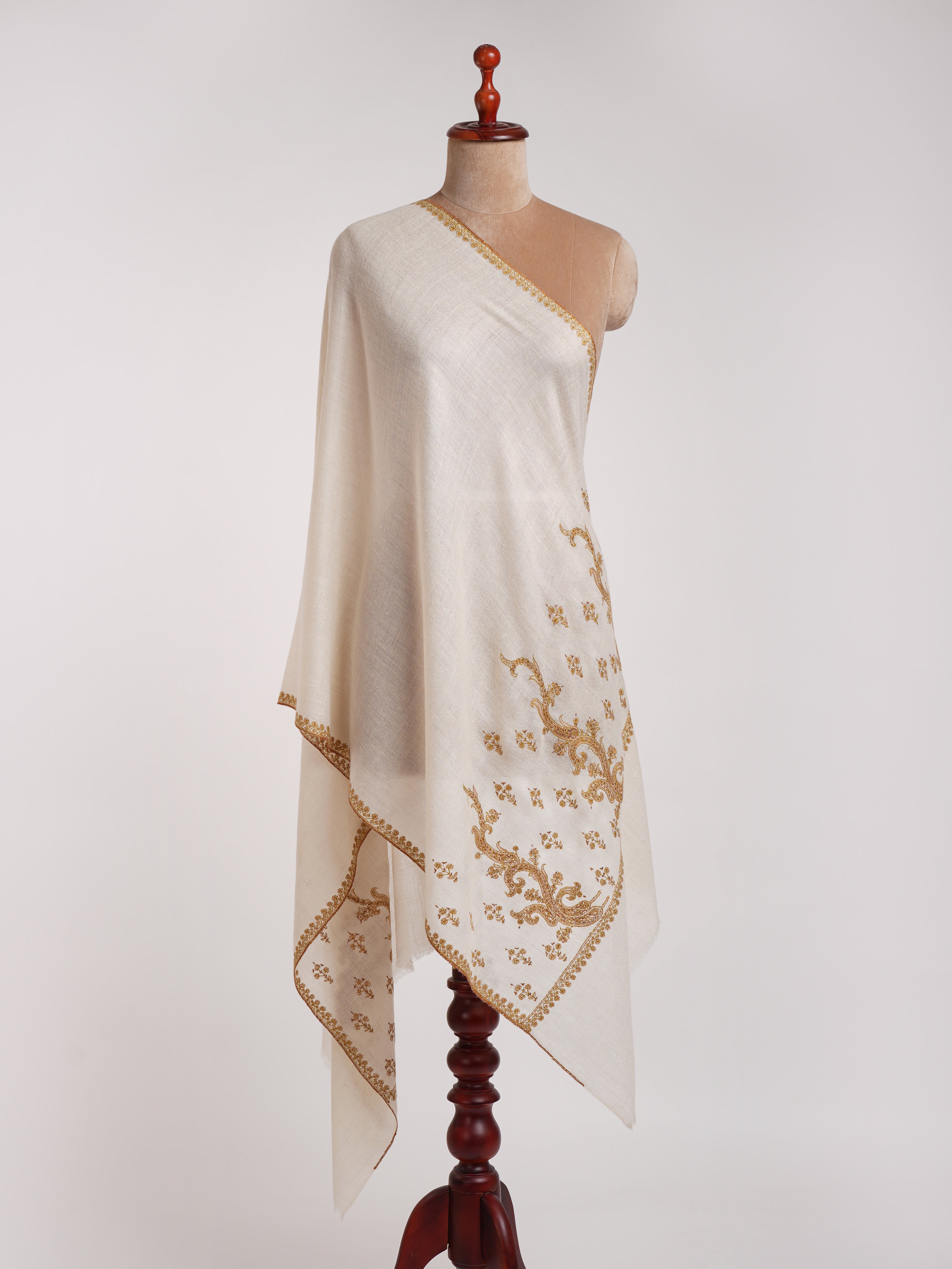 White Sozni Embroidered Kashmiri Cashmere Stole