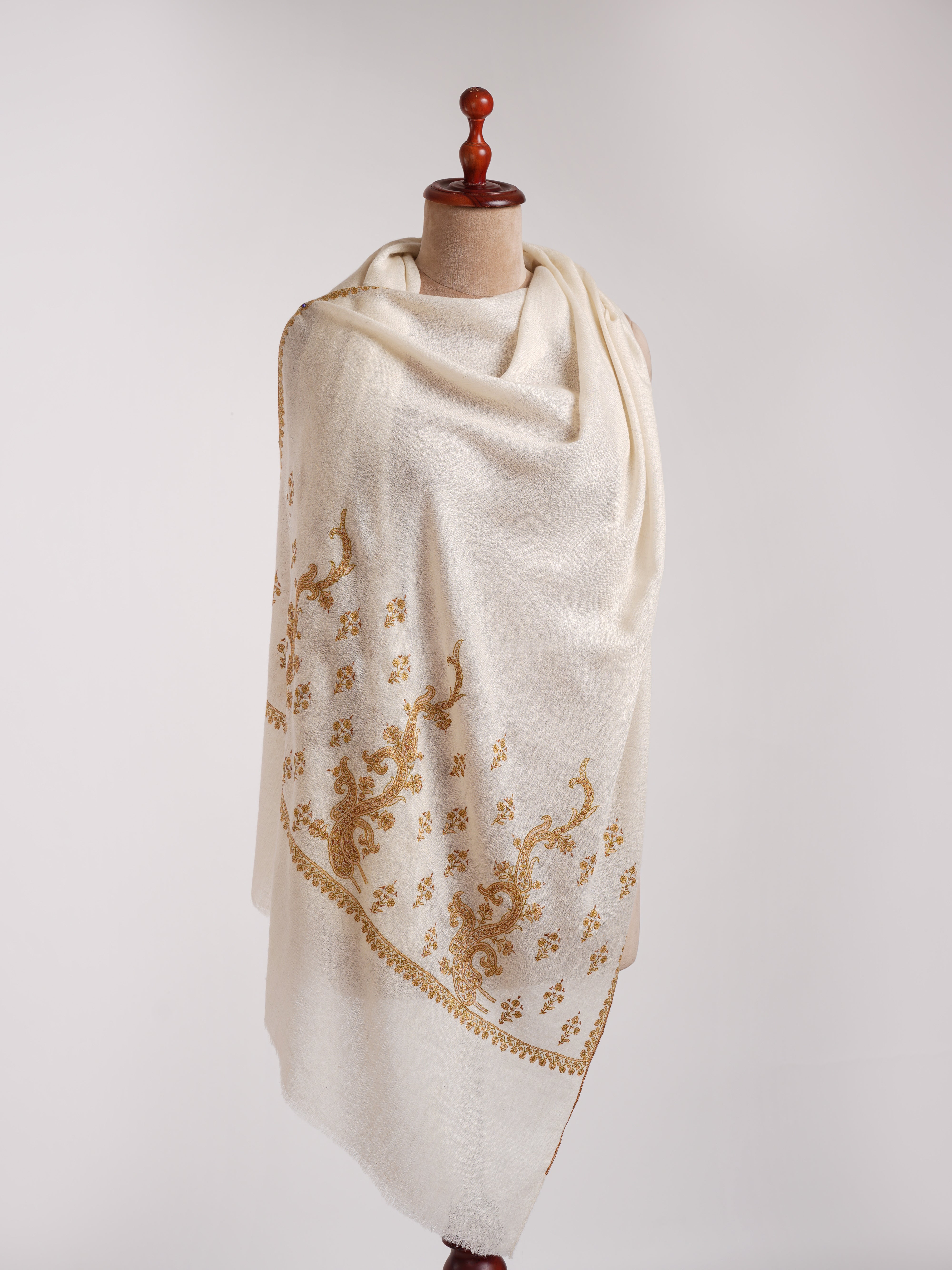 White Sozni Embroidered Kashmiri Cashmere Stole