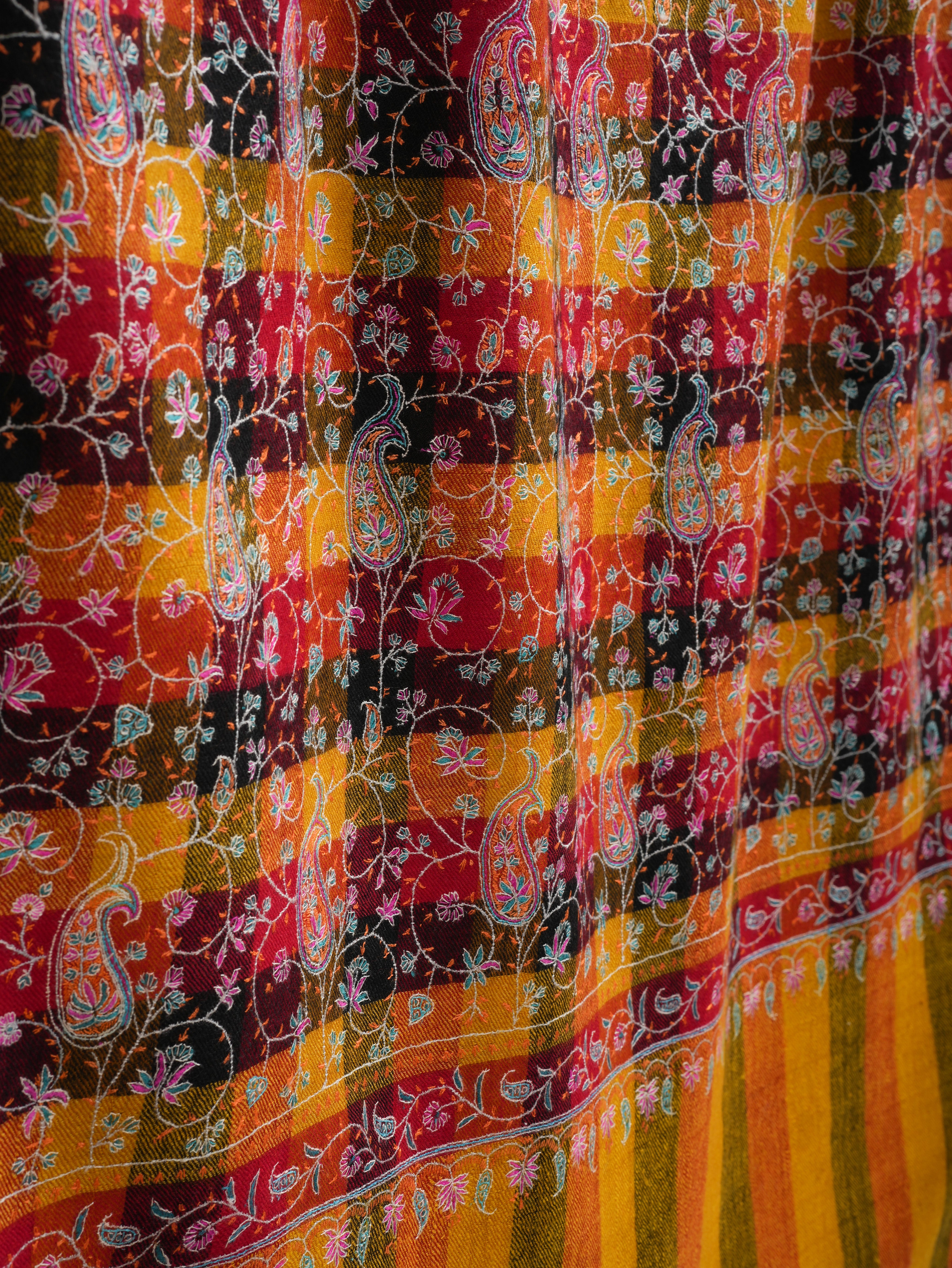 Artistic Embroidered Jali Kashmiri Pashmina Shawl