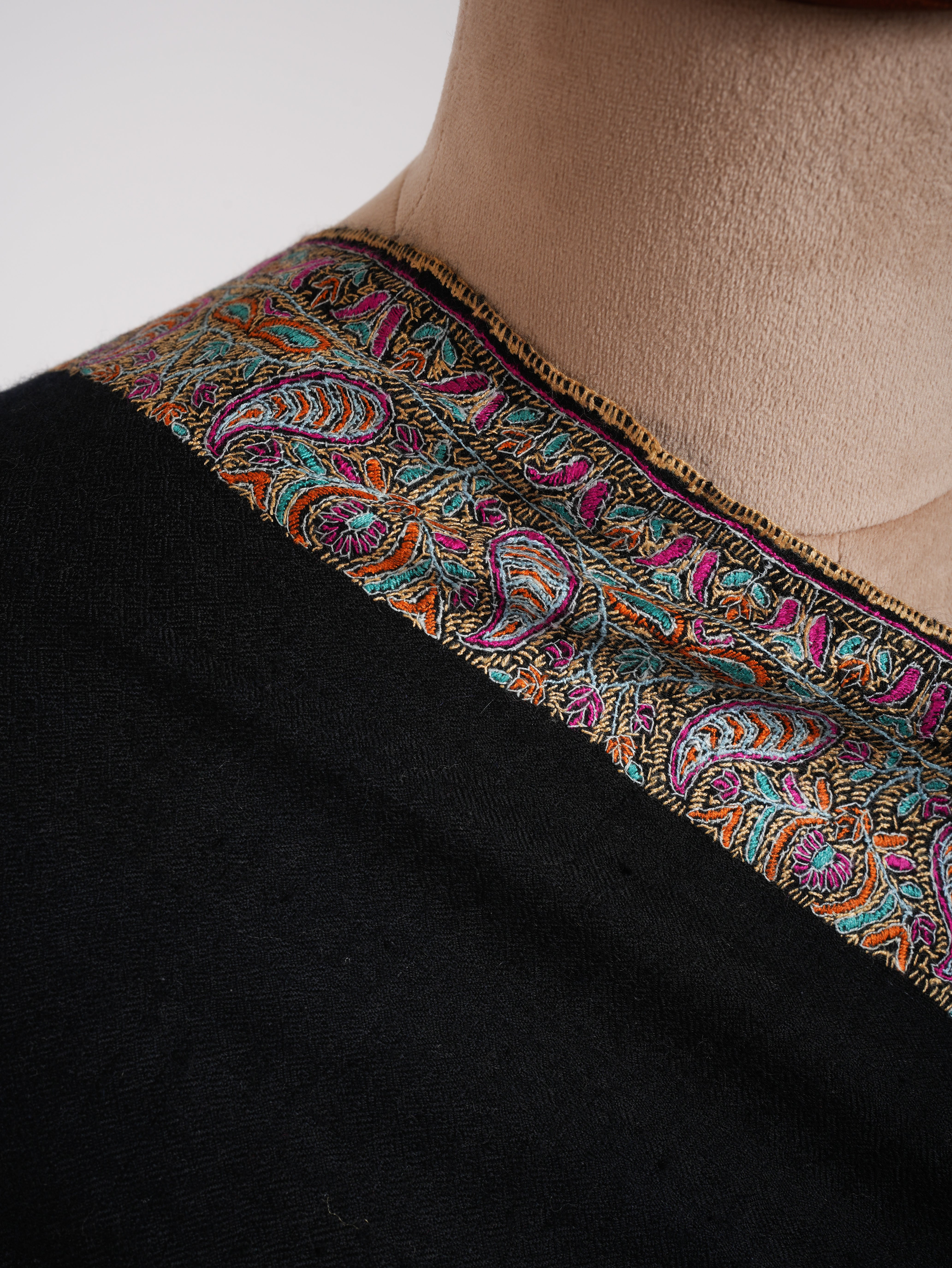 Neemdaur Embroidered Black Pashmina Shawl