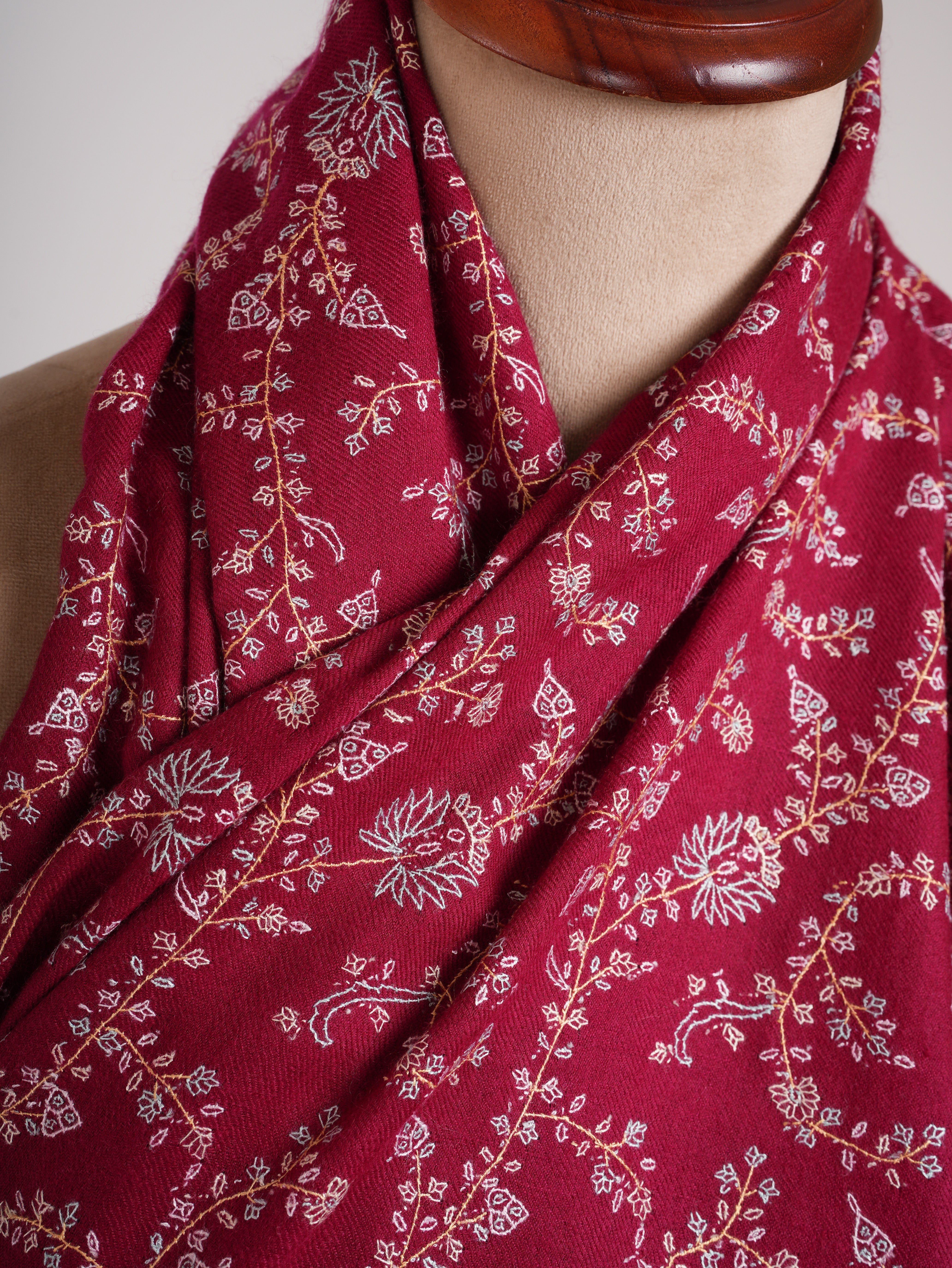 Pashmina Shawl with Fine Sozni Embroidery