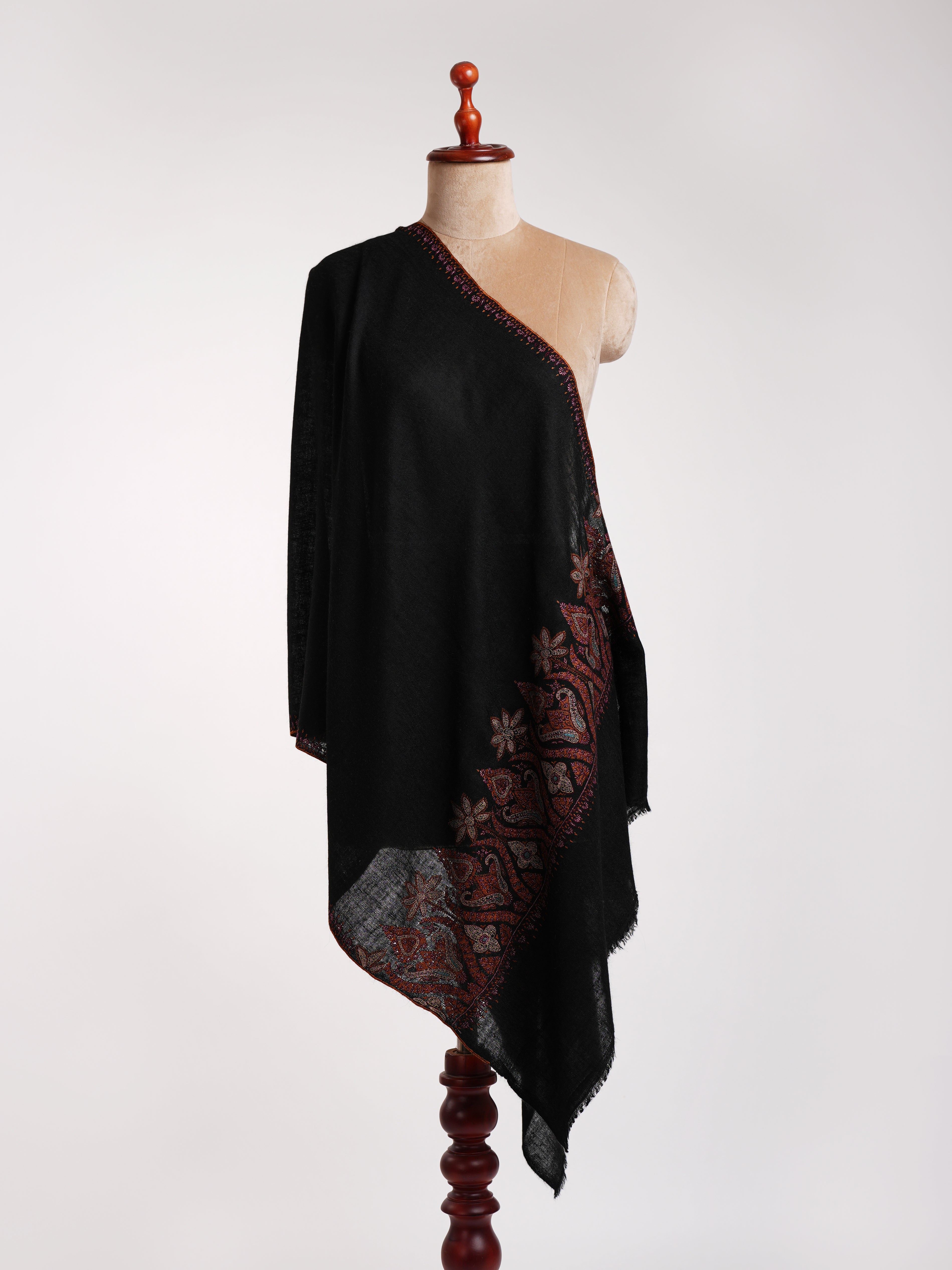 Black Sozni Work Kashmiri Cashmere Stole