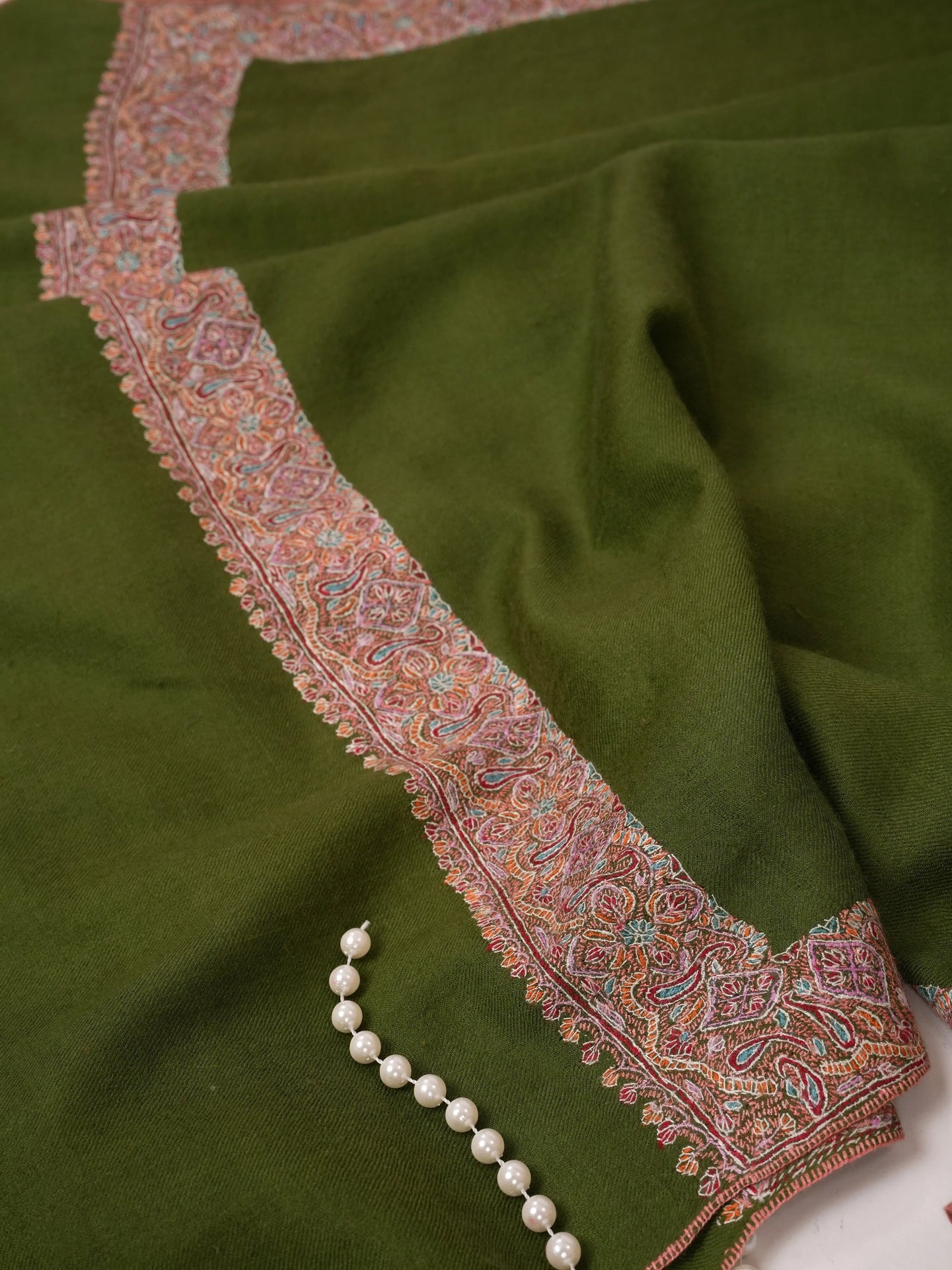 Classic Neemdaur Hand Embroidered Pure Pashmina Shawl Shahkaar.com