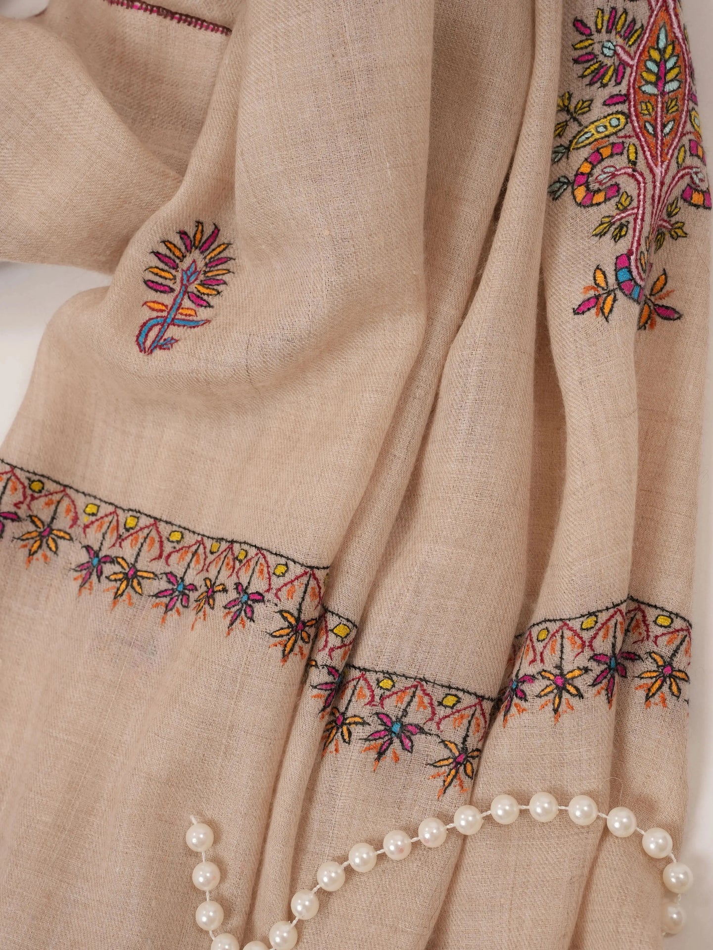 Natural Off White Handwoven Pashmina Shawl with Kashmiri Buteh Hand Embroidery Shahkaar.com