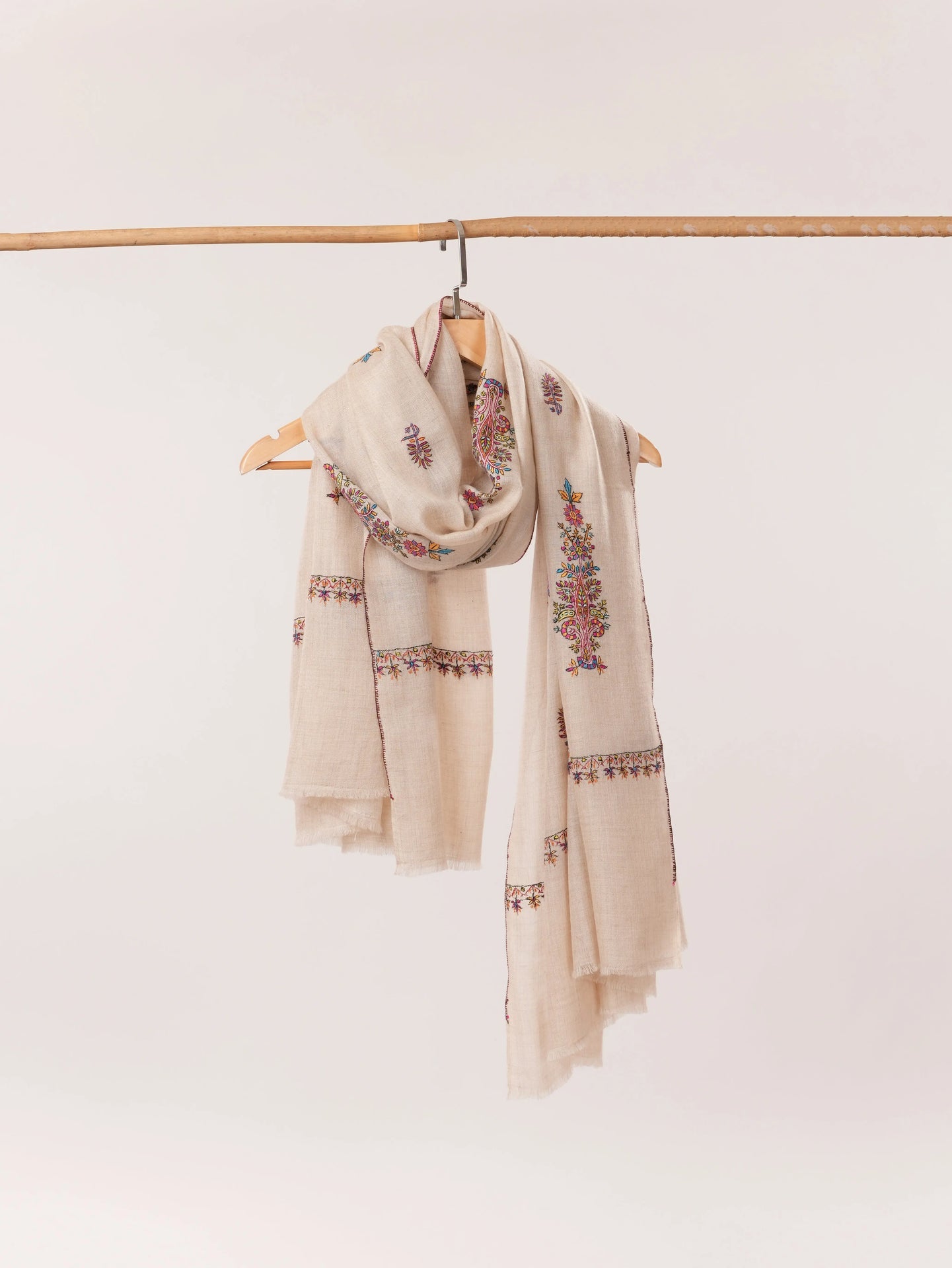 Natural Off White Handwoven Pashmina Shawl with Kashmiri Buteh Hand Embroidery Shahkaar.com