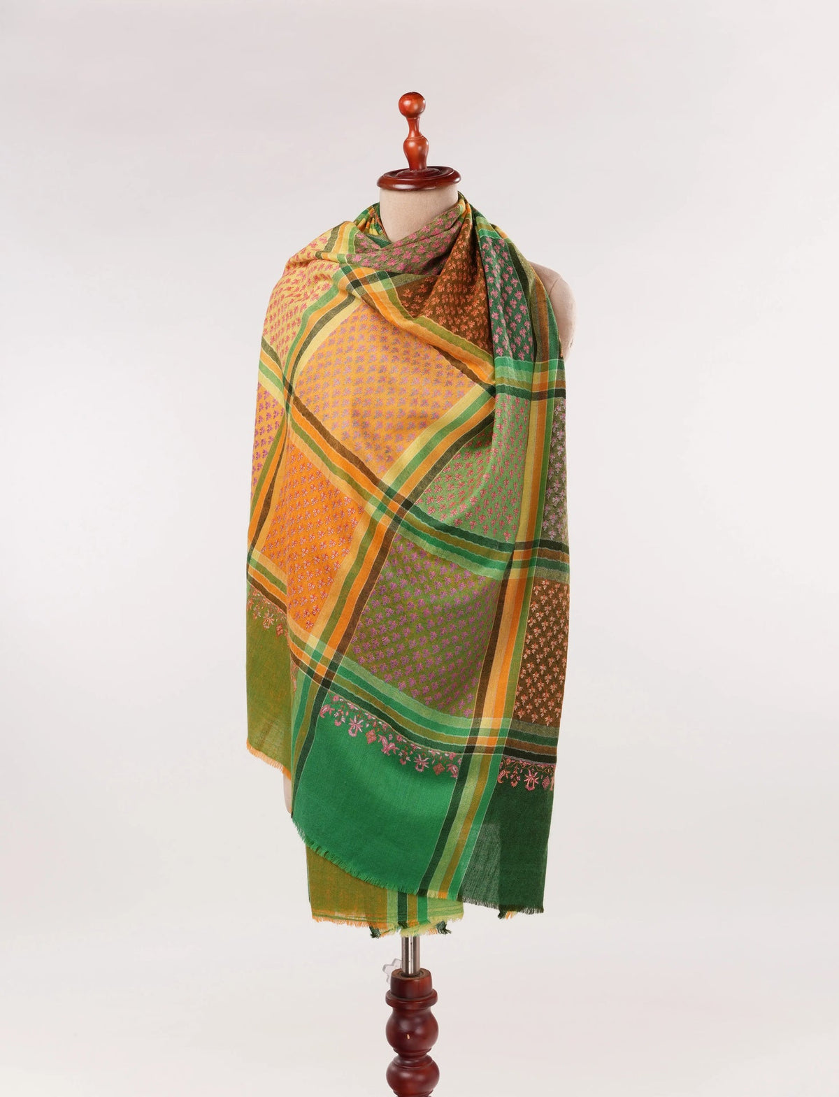 Handembroidered Handwoven Baby Soft Pure Pashmina Shawl Shahkaar.com