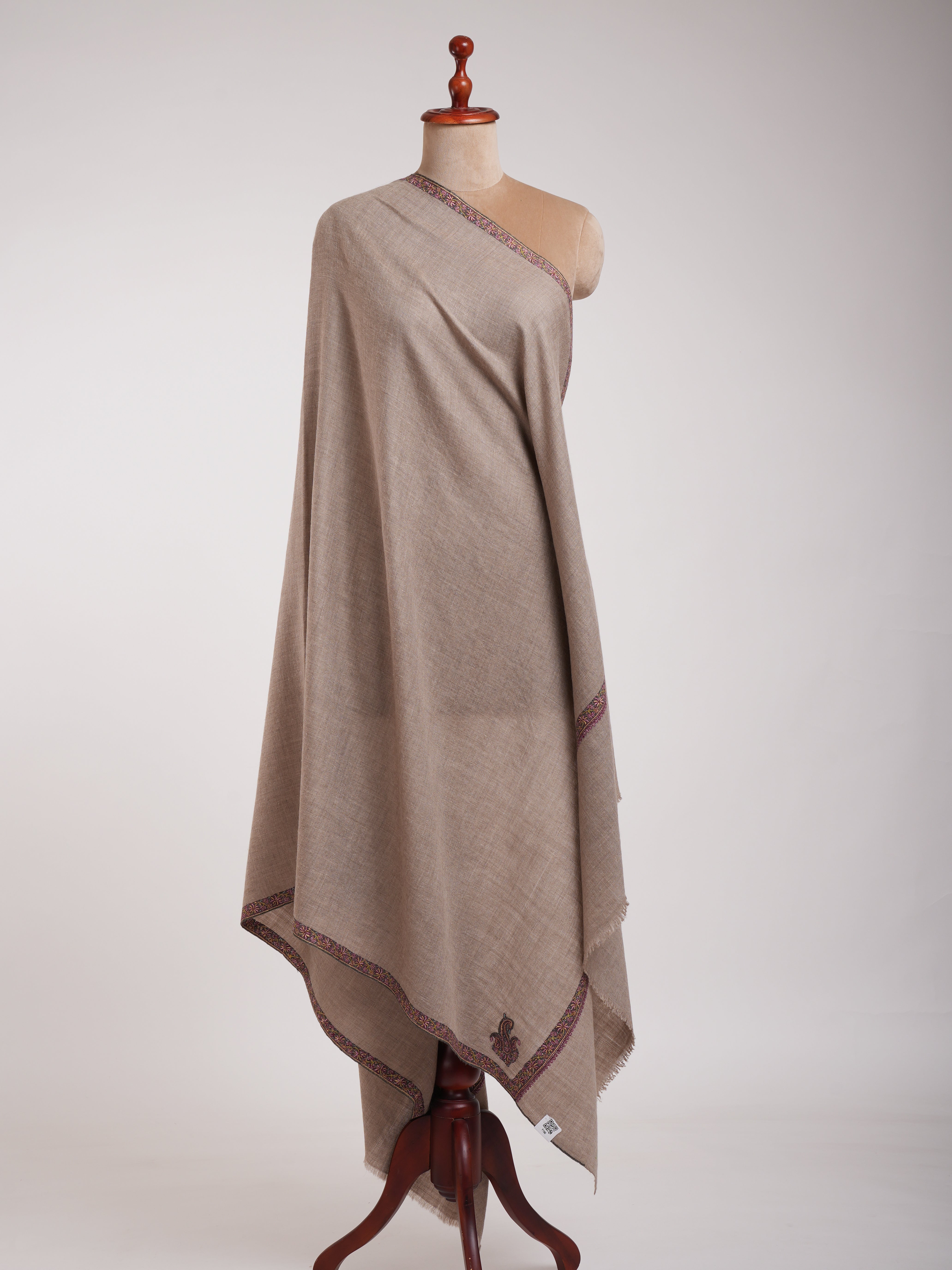 Natural Grey Handloomed Fine Sozni Embroidery Pashmina