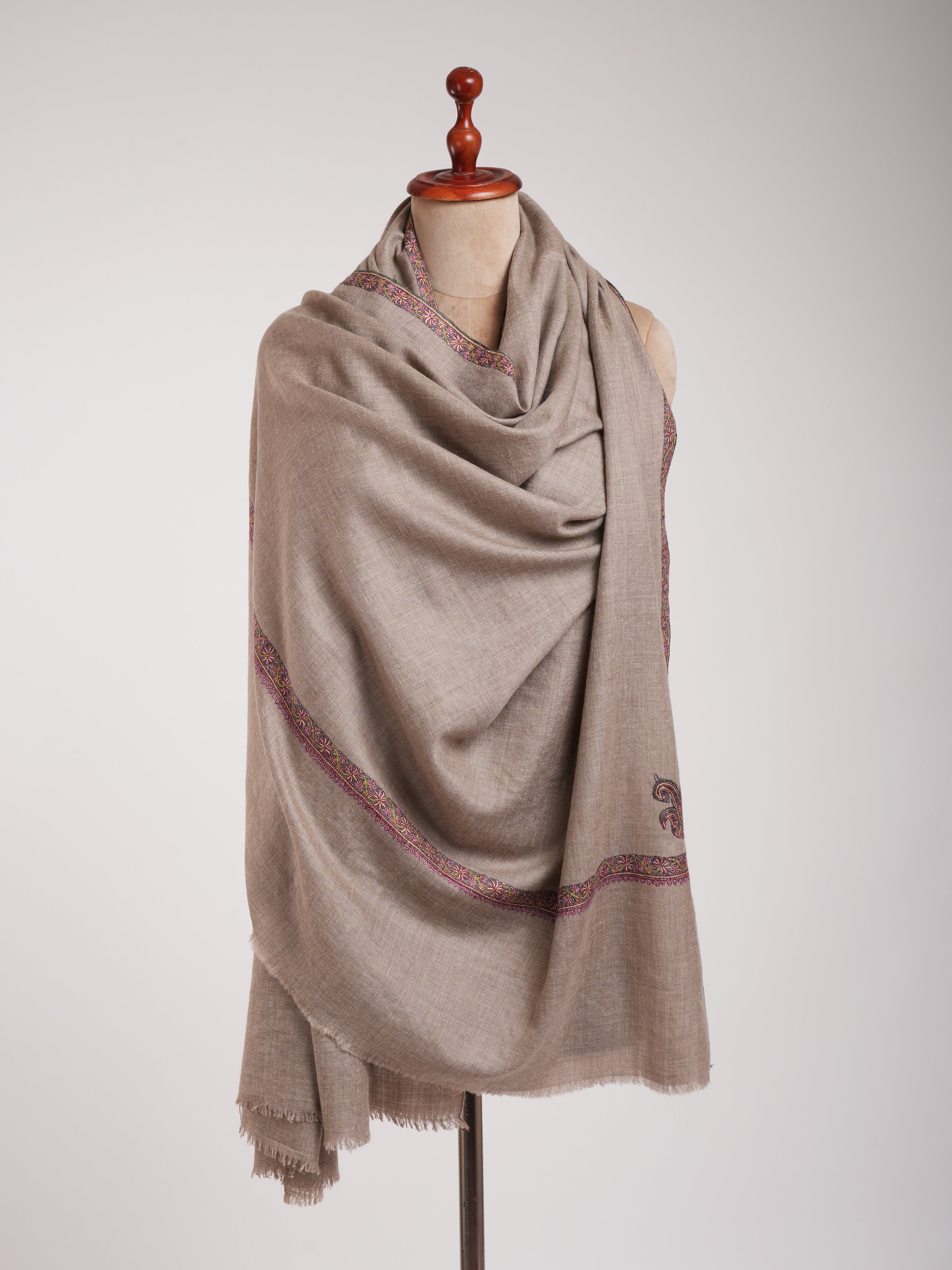 Natural Grey Handloomed Fine Sozni Embroidery Pashmina