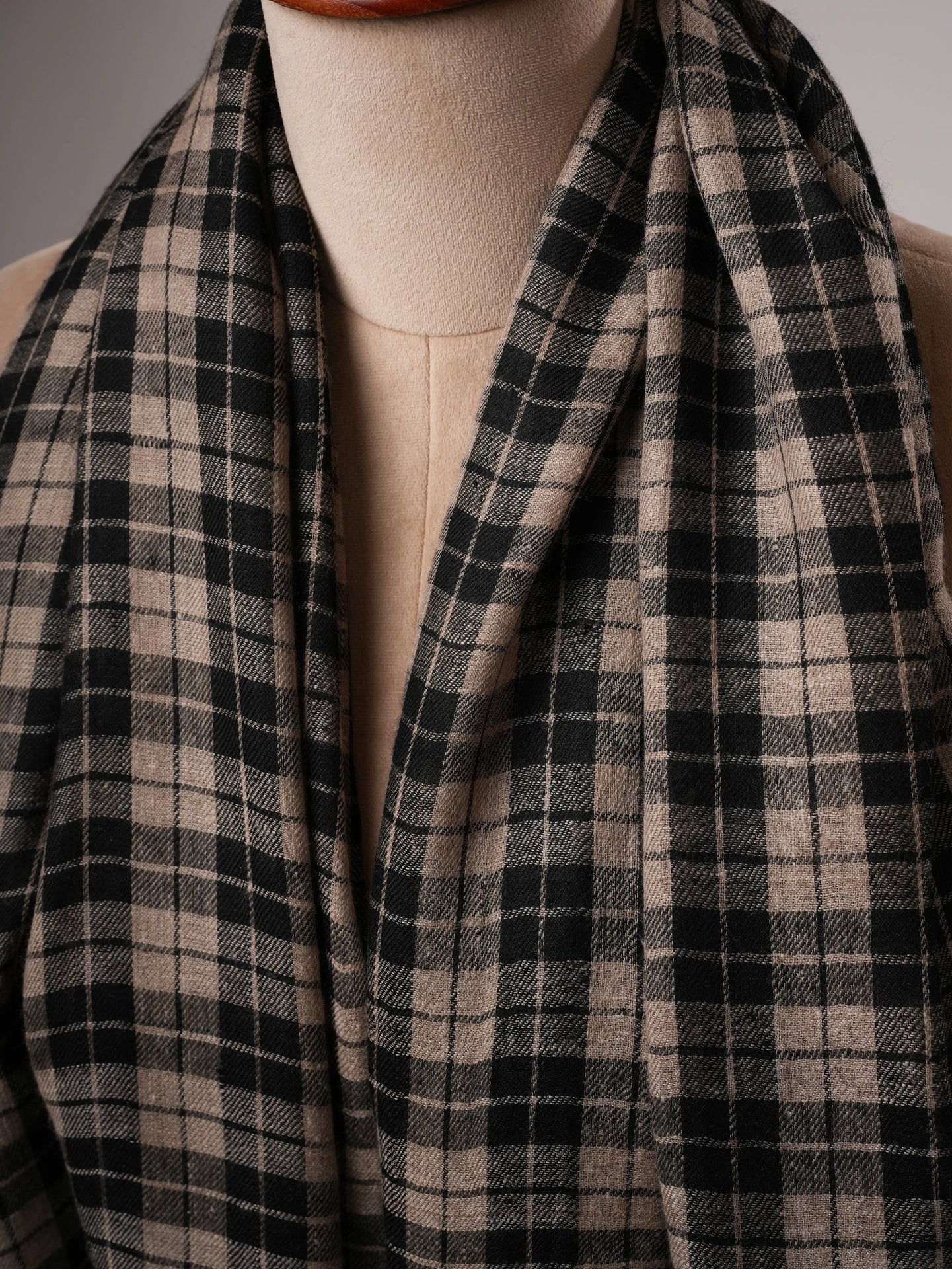 Handloomed Black and Grey Check Pashmina Shawl Shahkaar