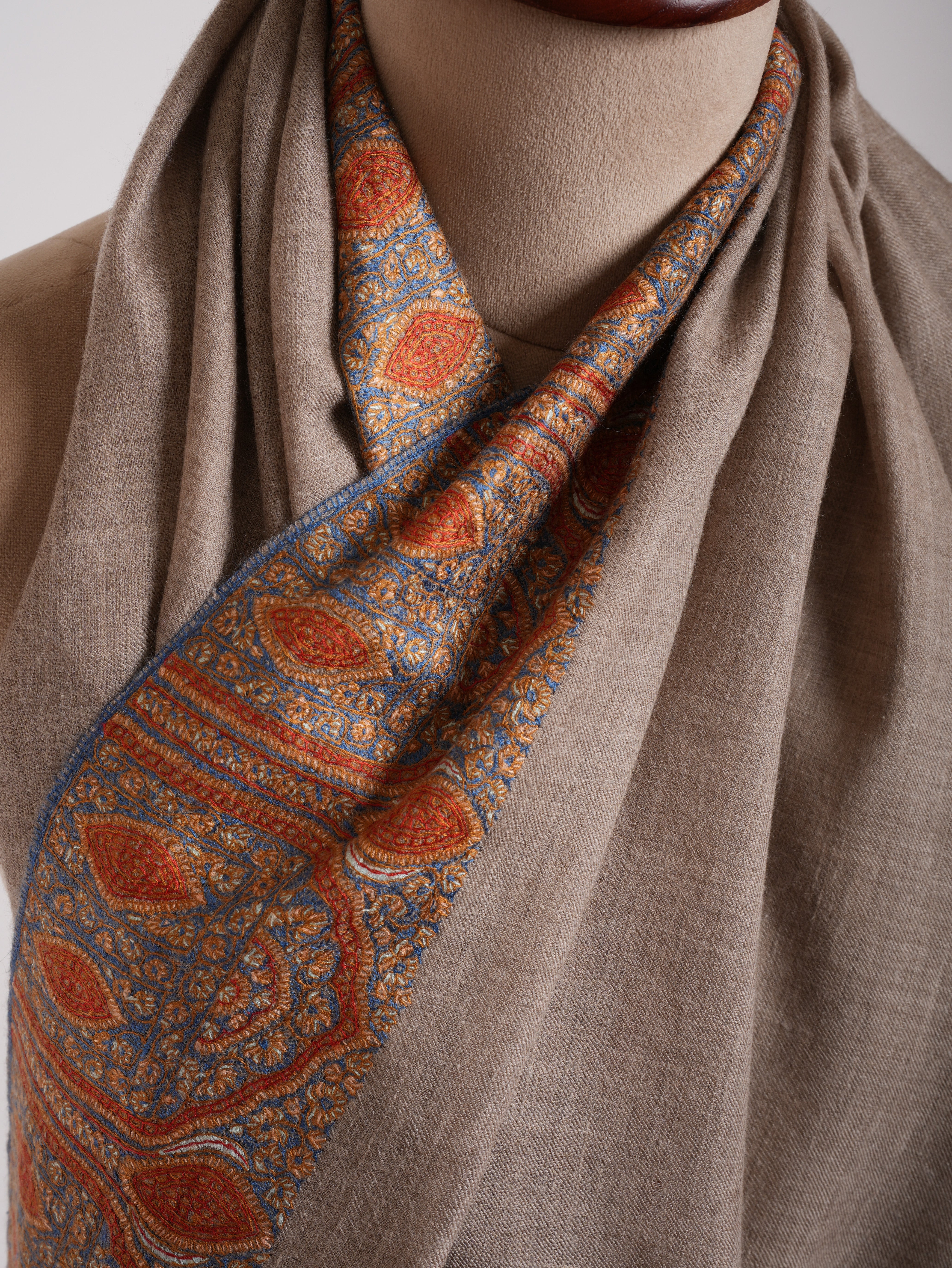 Natural Grey Daurdar Handstitched Authentic Pashmina Shawl