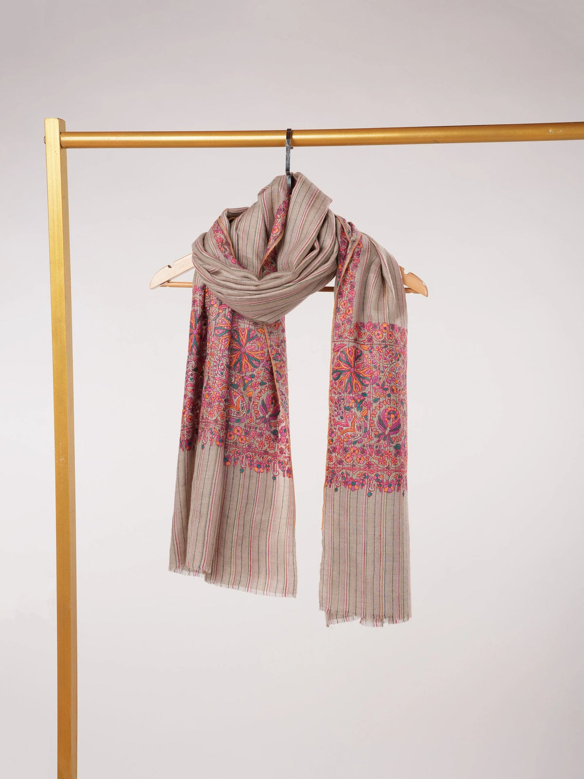 Pashmina Handwoven Shawl with Palldar Hand Papermachie Embroidery Shahkaar.com