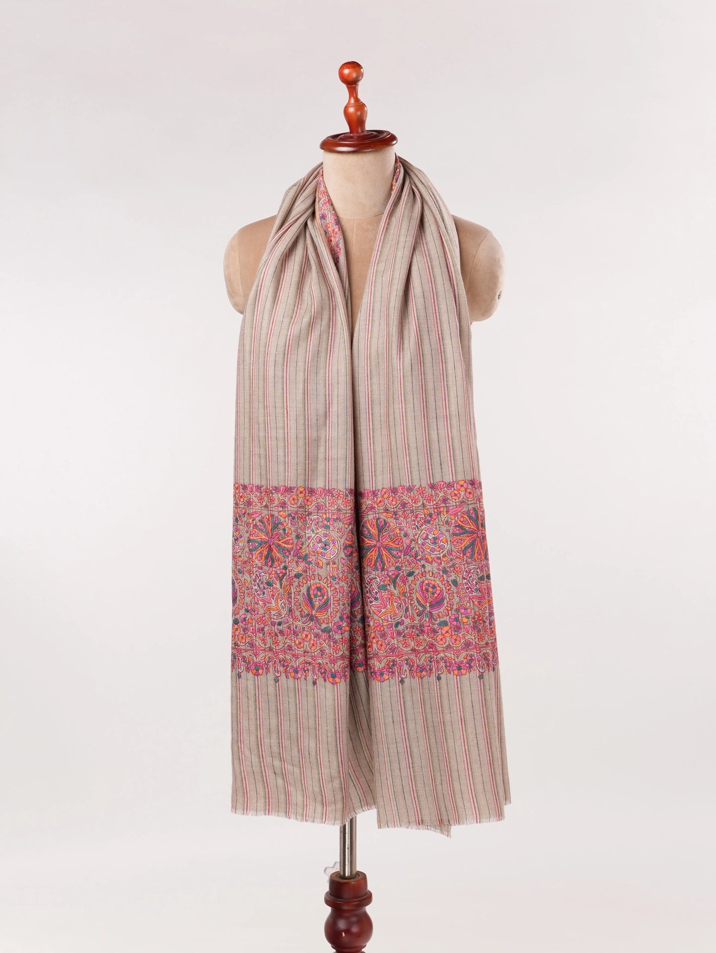 Pashmina Handwoven Shawl with Palldar Hand Papermachie Embroidery Shahkaar.com