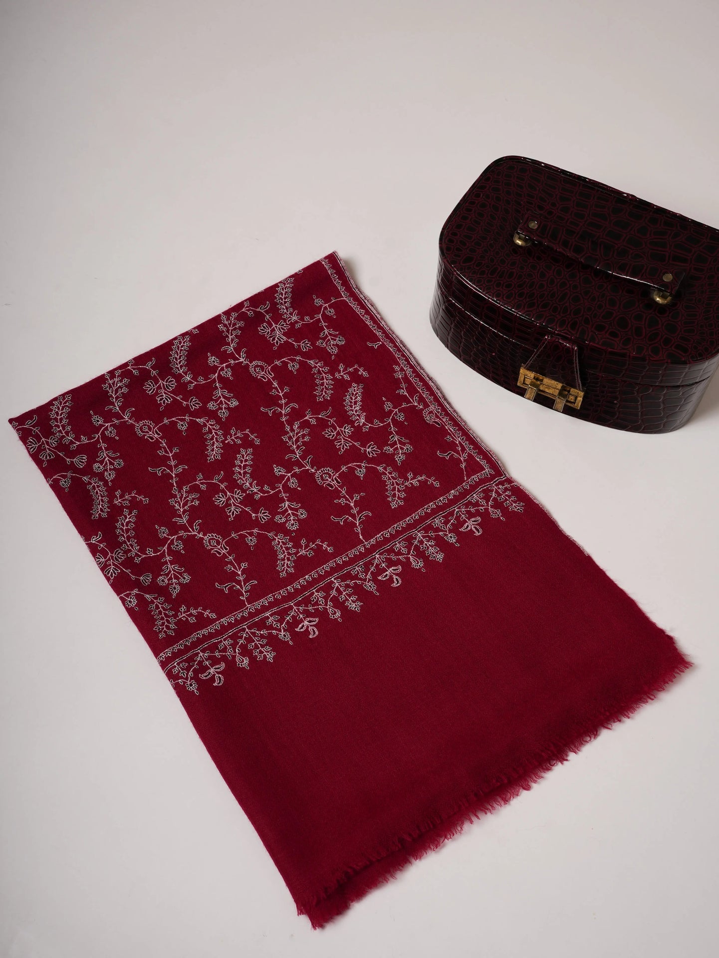Sozni Embroidered Featherlight Handwoven Cashmere Scarf Shahkaar