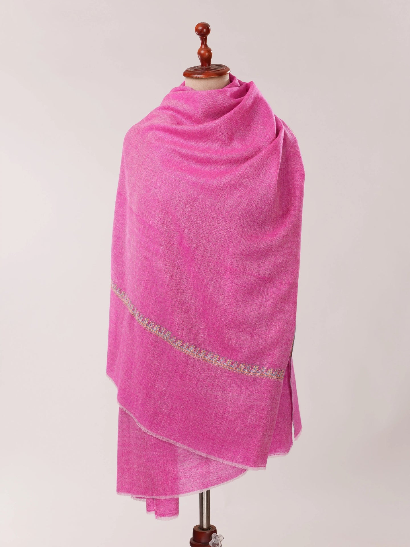 Magenta Hashia Hand Embroidered Pure Pashmina Shawl Shahkaar.com