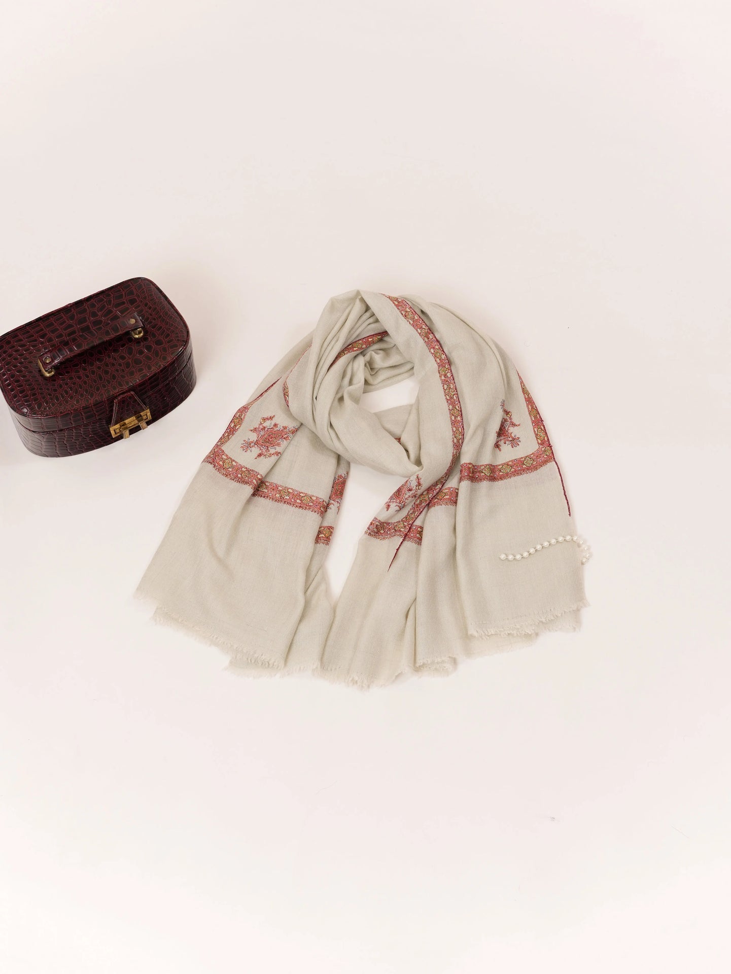 Hashia Kashmiri Handwoven White Pashmina Shawl with Sozni Work Embroidery Shahkaar.com