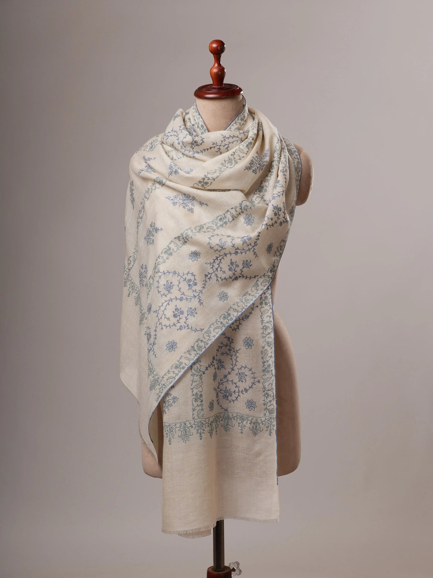 White Featherlight Handwoven Baby Soft Cashmere Scarf Shahkaar