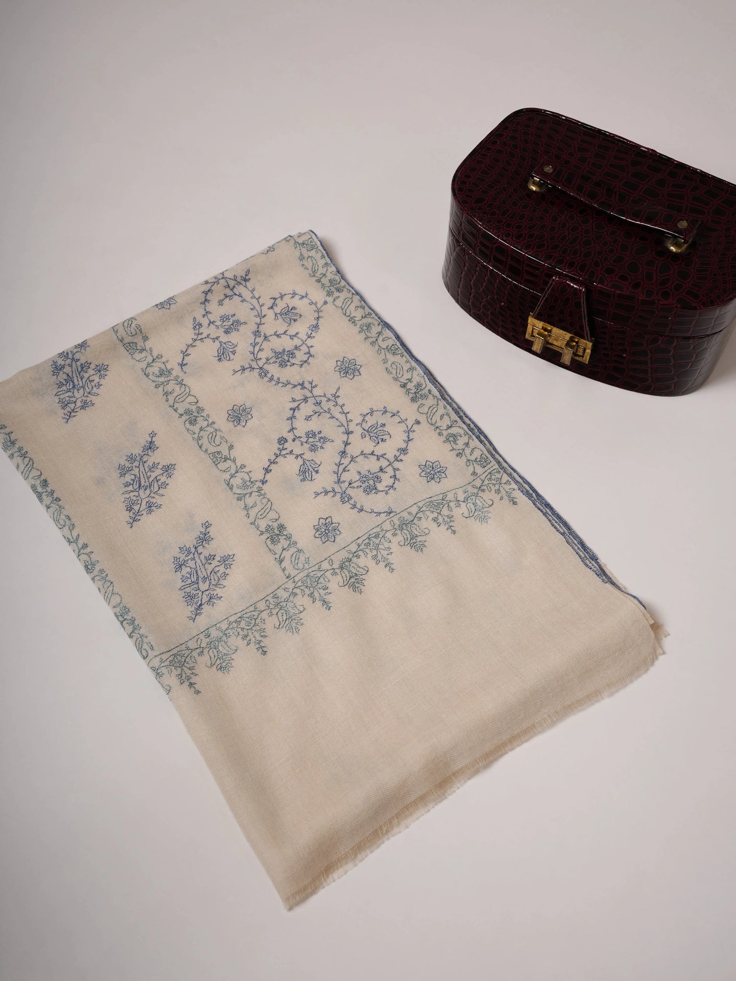 White Featherlight Handwoven Baby Soft Cashmere Scarf Shahkaar