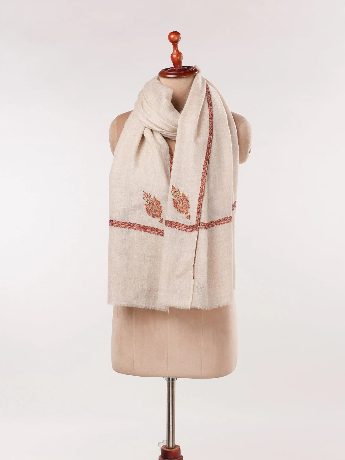 Baildar Natural White Pashmina Shawl Handwoven in Kashmir with Hand Sozni Embroidery Shahkaar.com