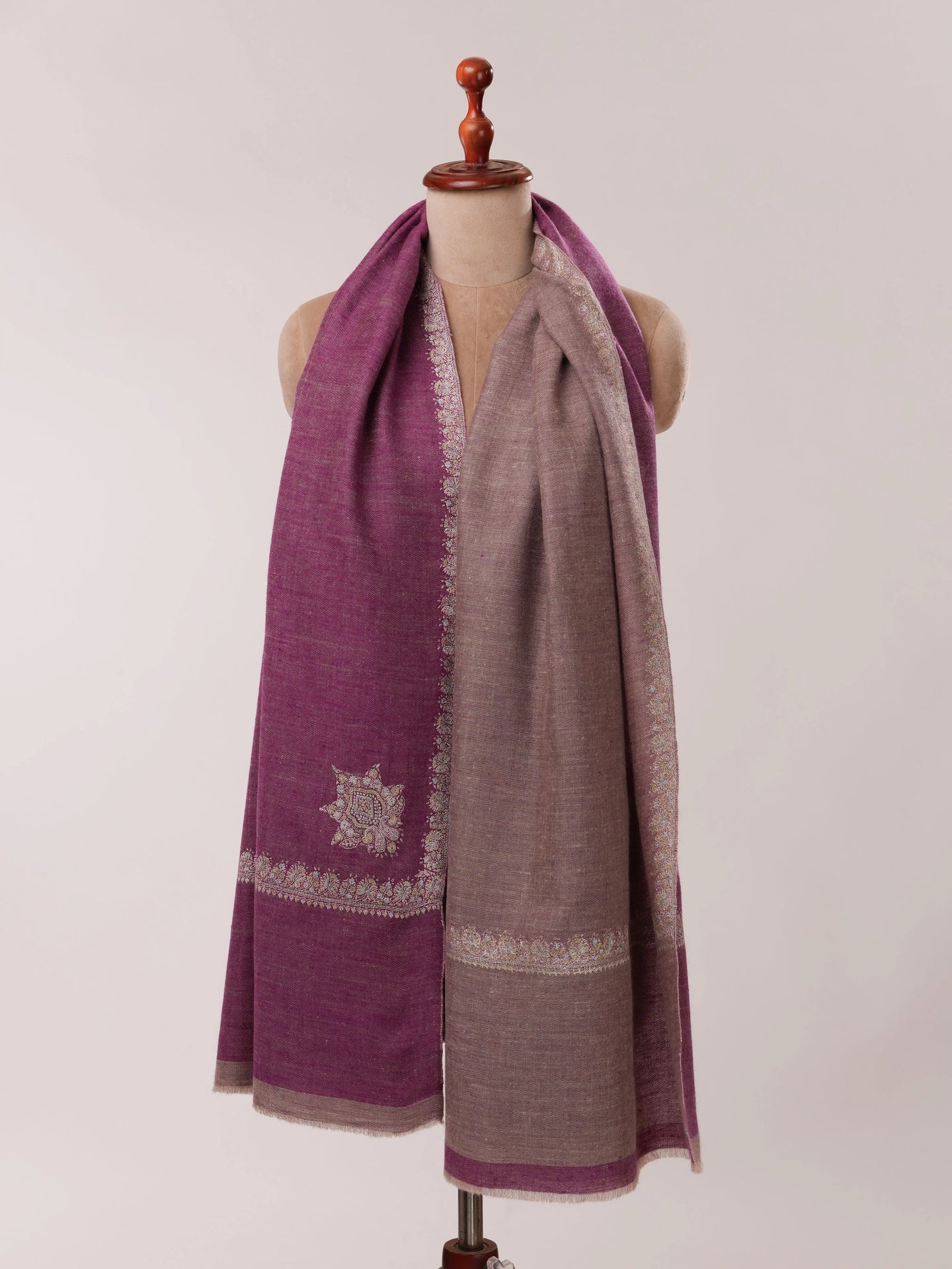 Dual Tone Handwoven Pashmina Shawl with Hashia Hand Embroidery Shahkaar.com