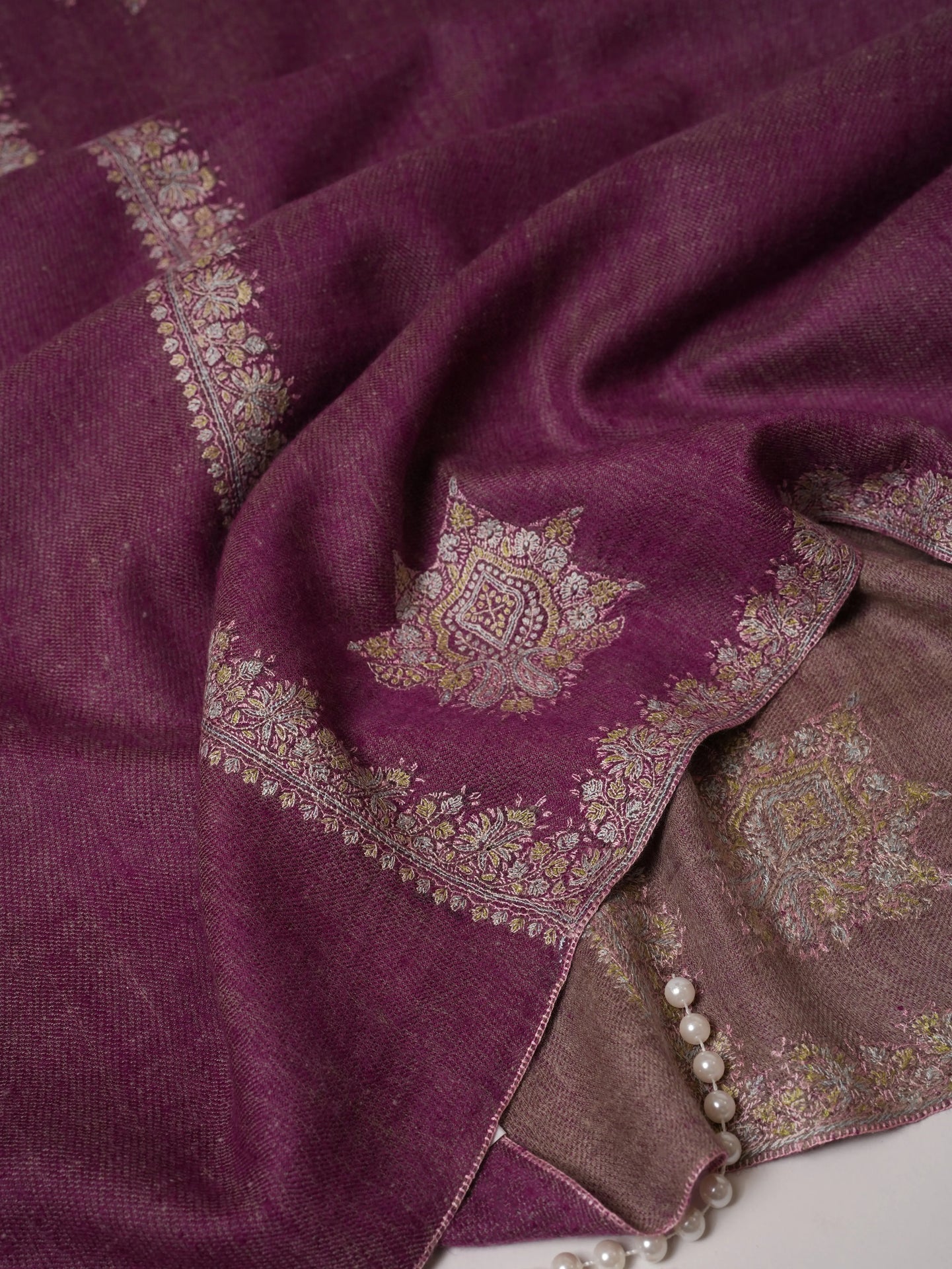 Dual Tone Handwoven Pashmina Shawl with Hashia Hand Embroidery Shahkaar.com