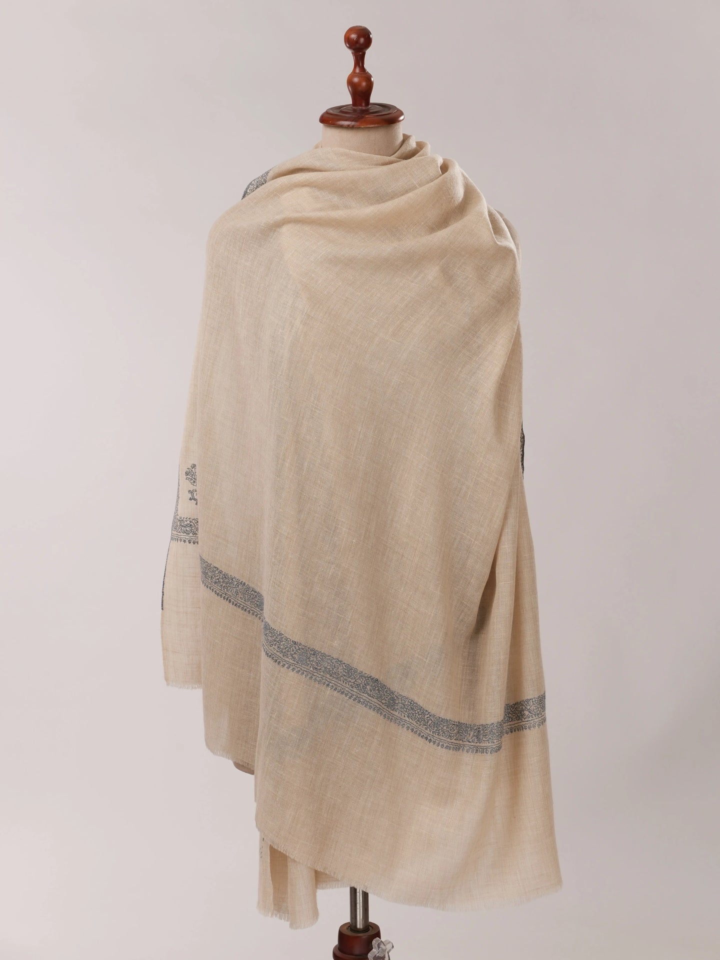 Off White Handwoven Pashmina Shawl with Border Hand Embroidery Shahkaar.com