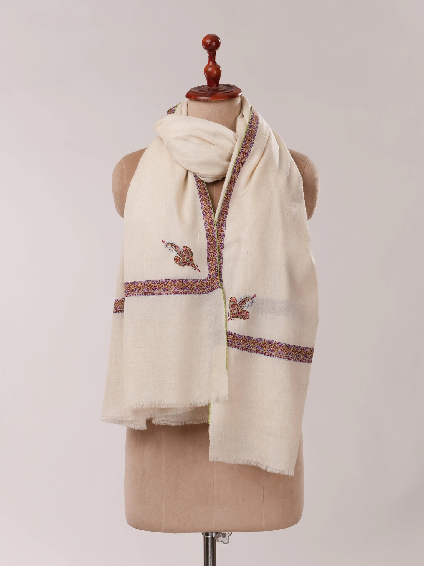 Natural White Pashmina Shawl with Classic Hashia Hand Embroidery Shahkaar.com